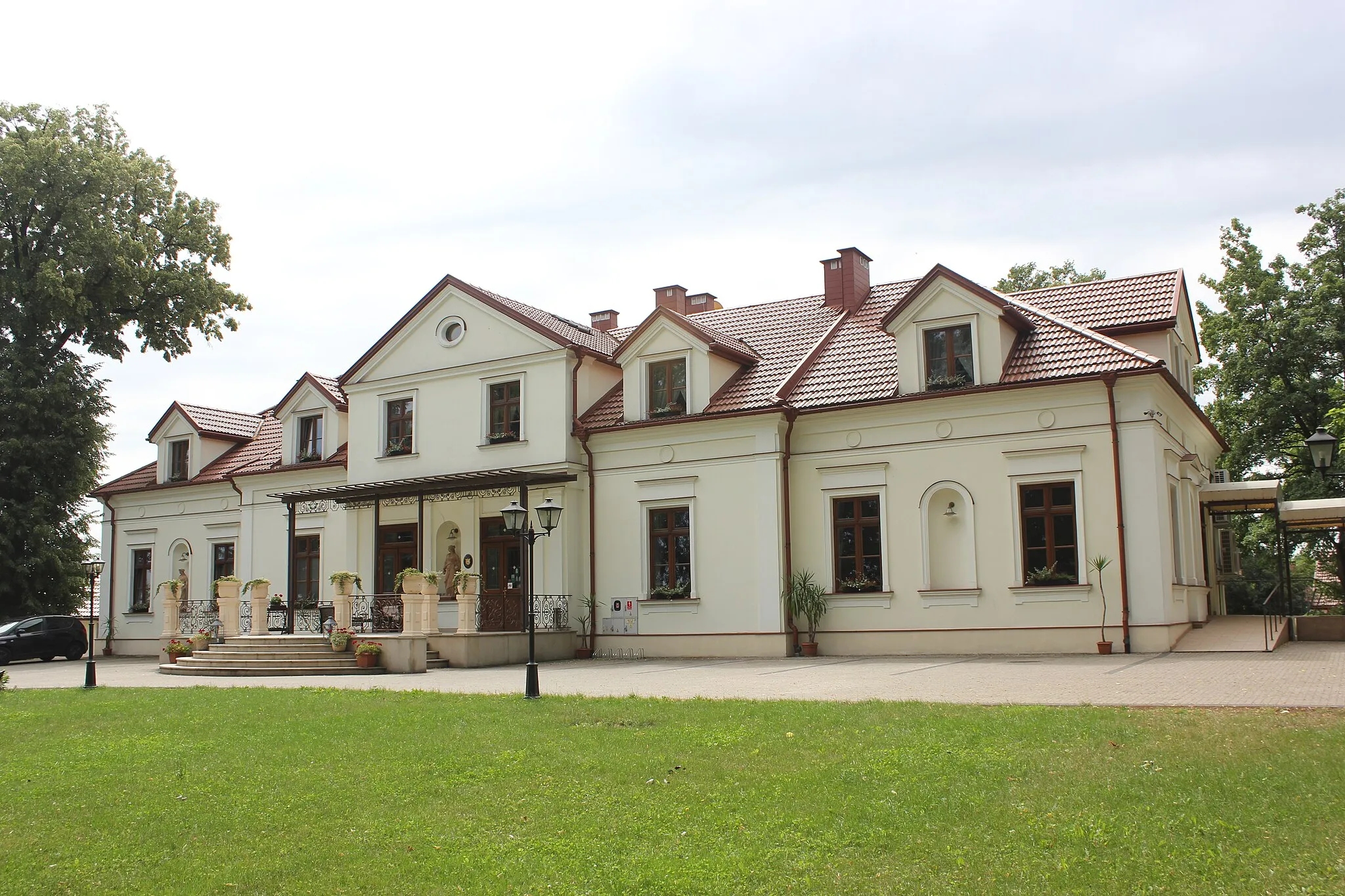 Photo showing: Zgłobice - manor