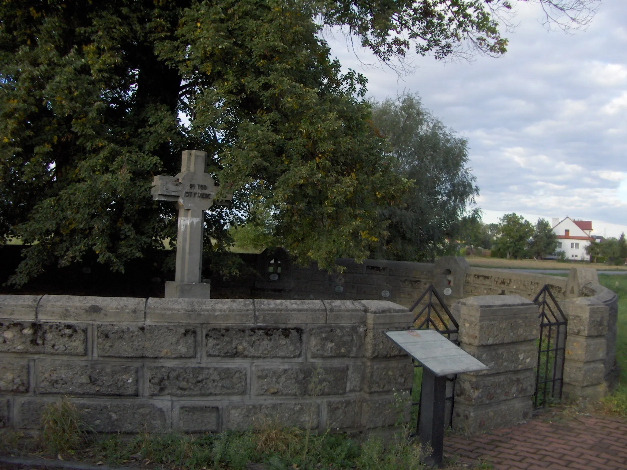 Photo showing: Cmentarz wojenny 284 Zakrzów