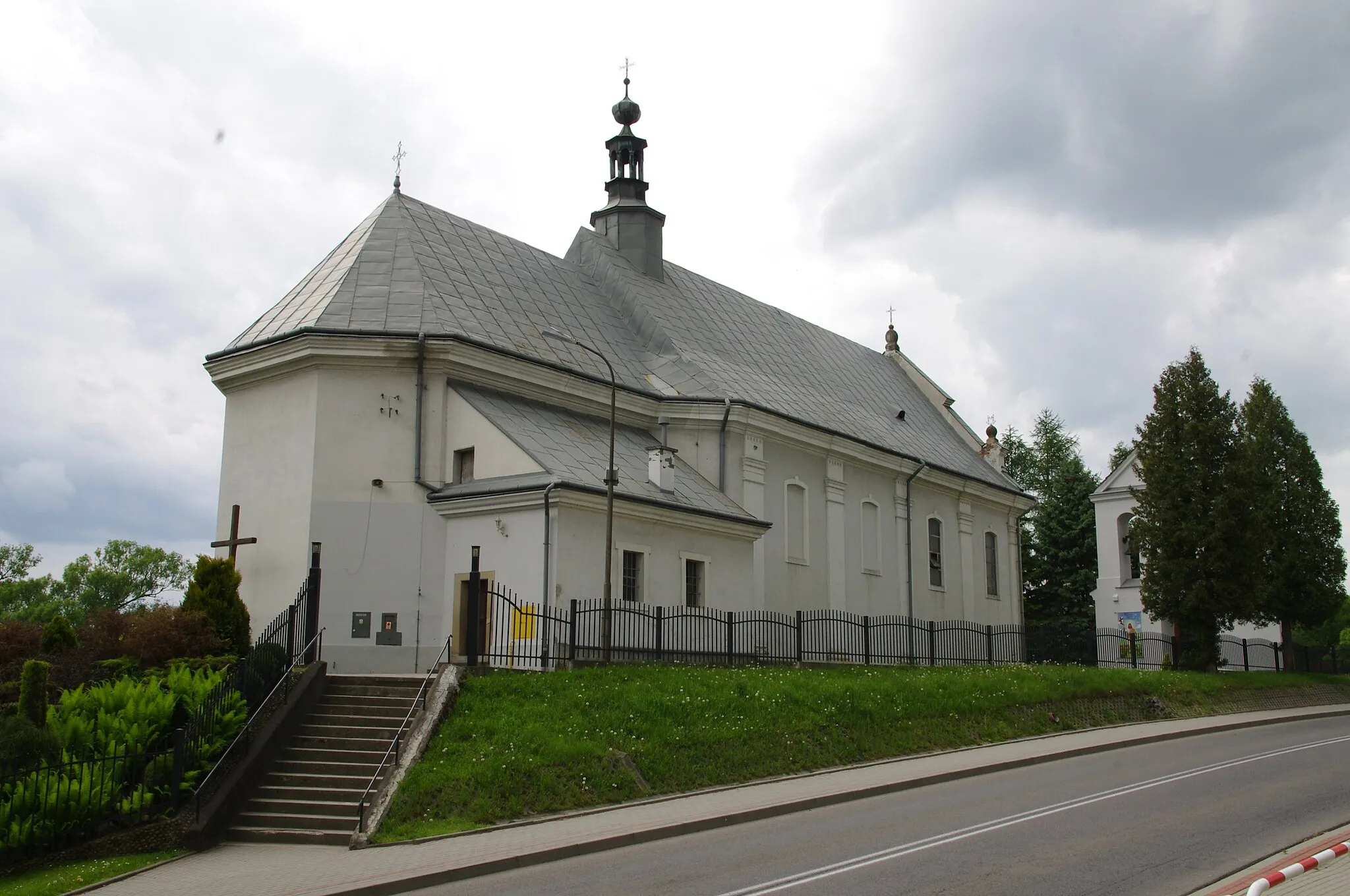 Photo showing: Zagórzany - rzymskokatolicki kościół parafialny pw. św. Wawrzyńca