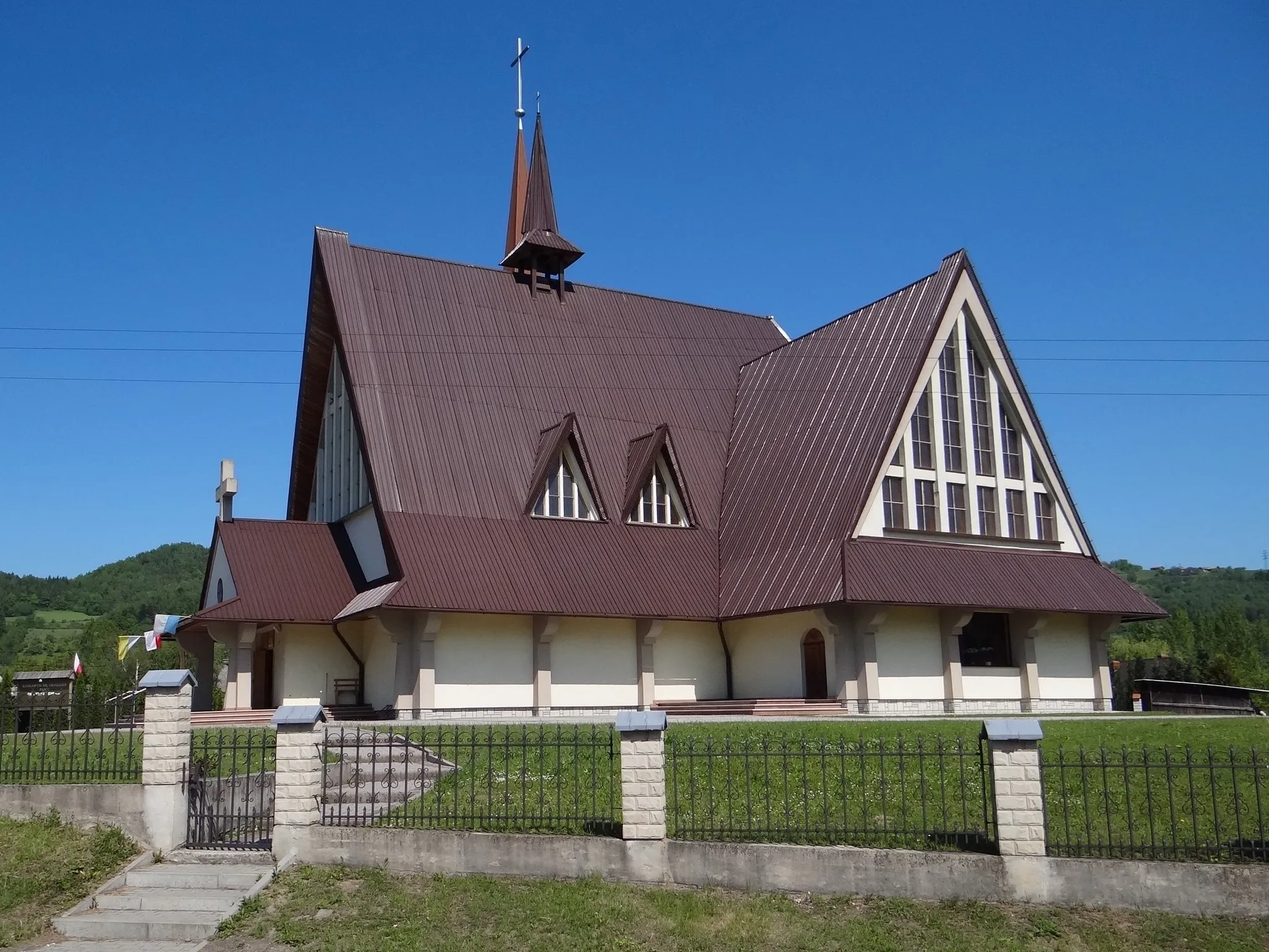 Photo showing: Kościół w Zabrzeży p.w św. Stanisława BM