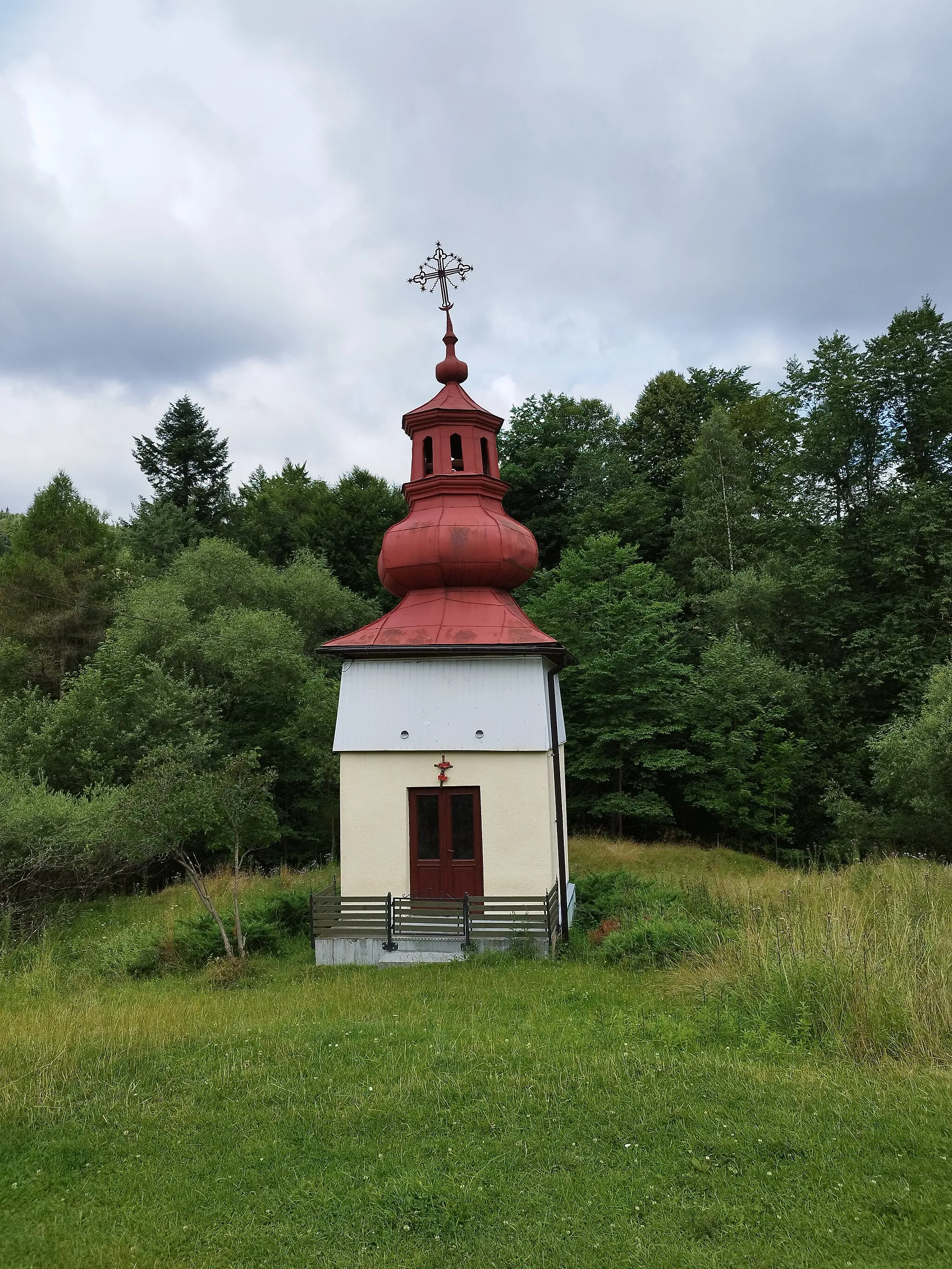 Photo showing: Uhryń, gmina Łabowa. Kapliczka