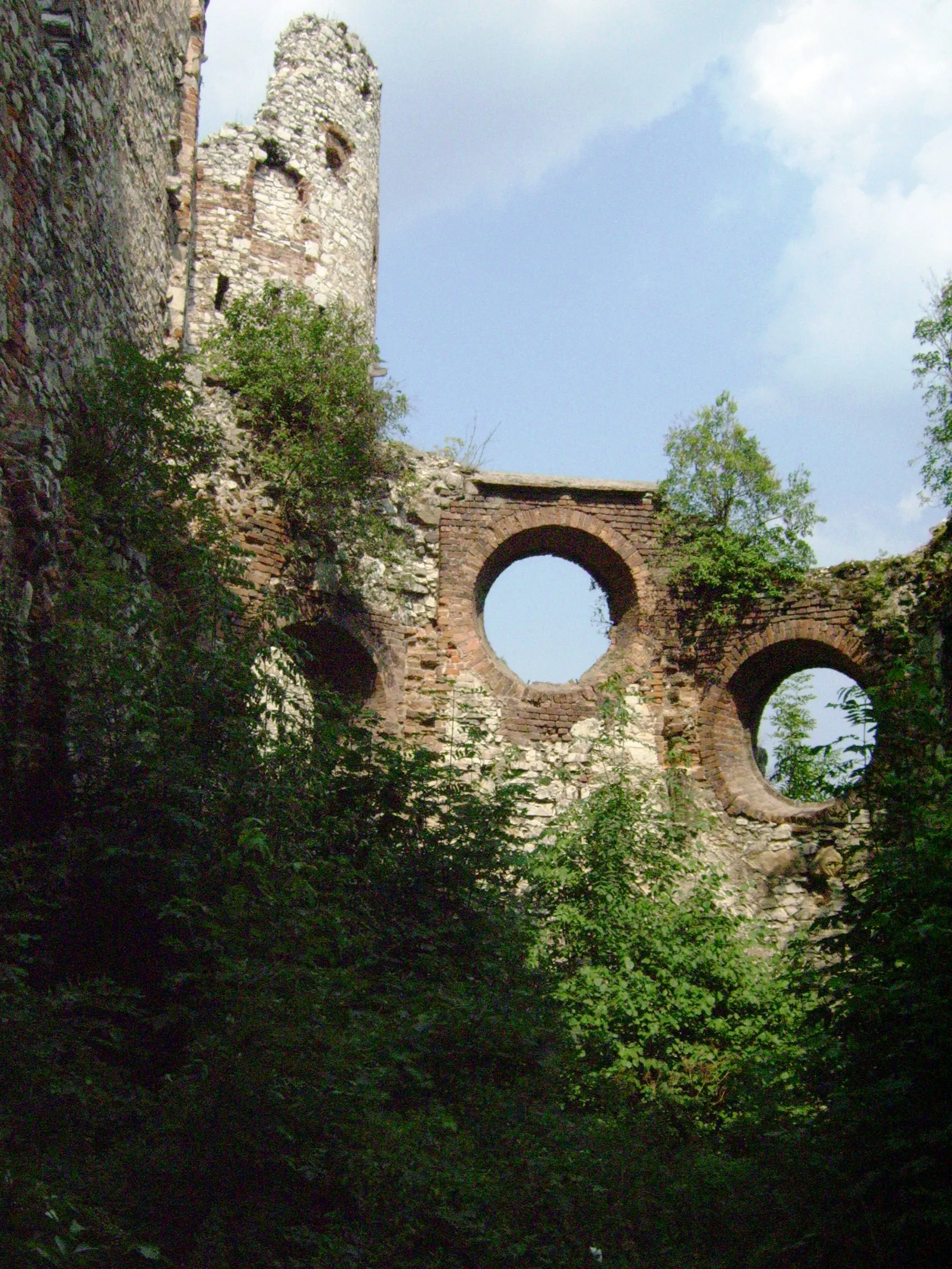 Photo showing: Ruiny kaplicy zamkowej. (zabytek nr rejestr. A/12)