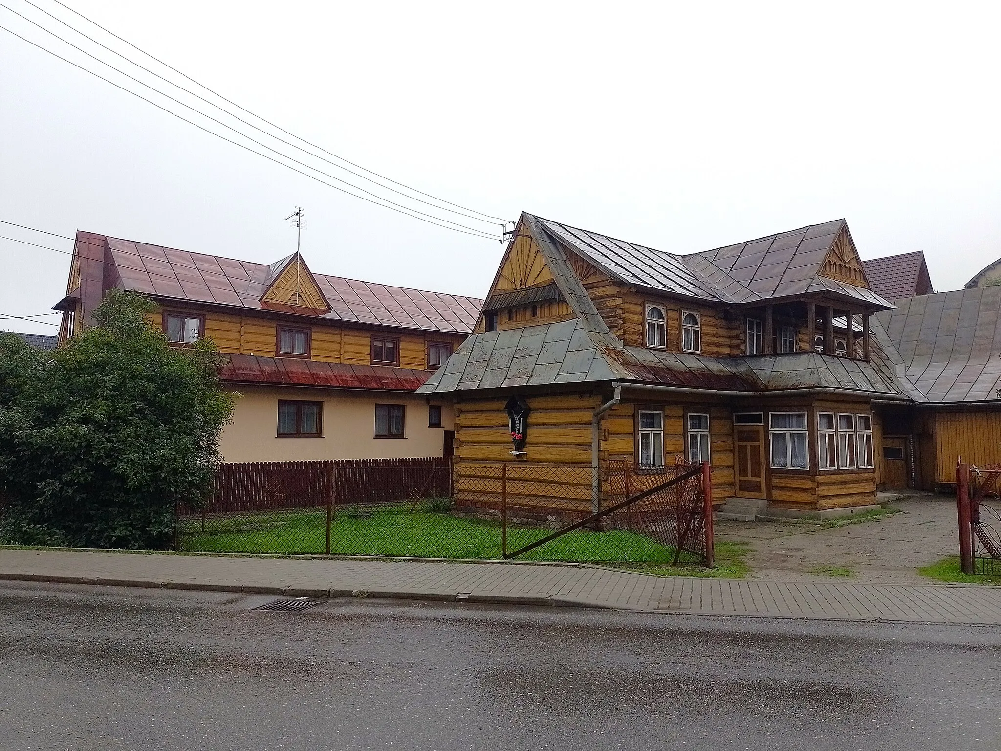 Photo showing: Piłsudskiego Street in Poronin, Poland