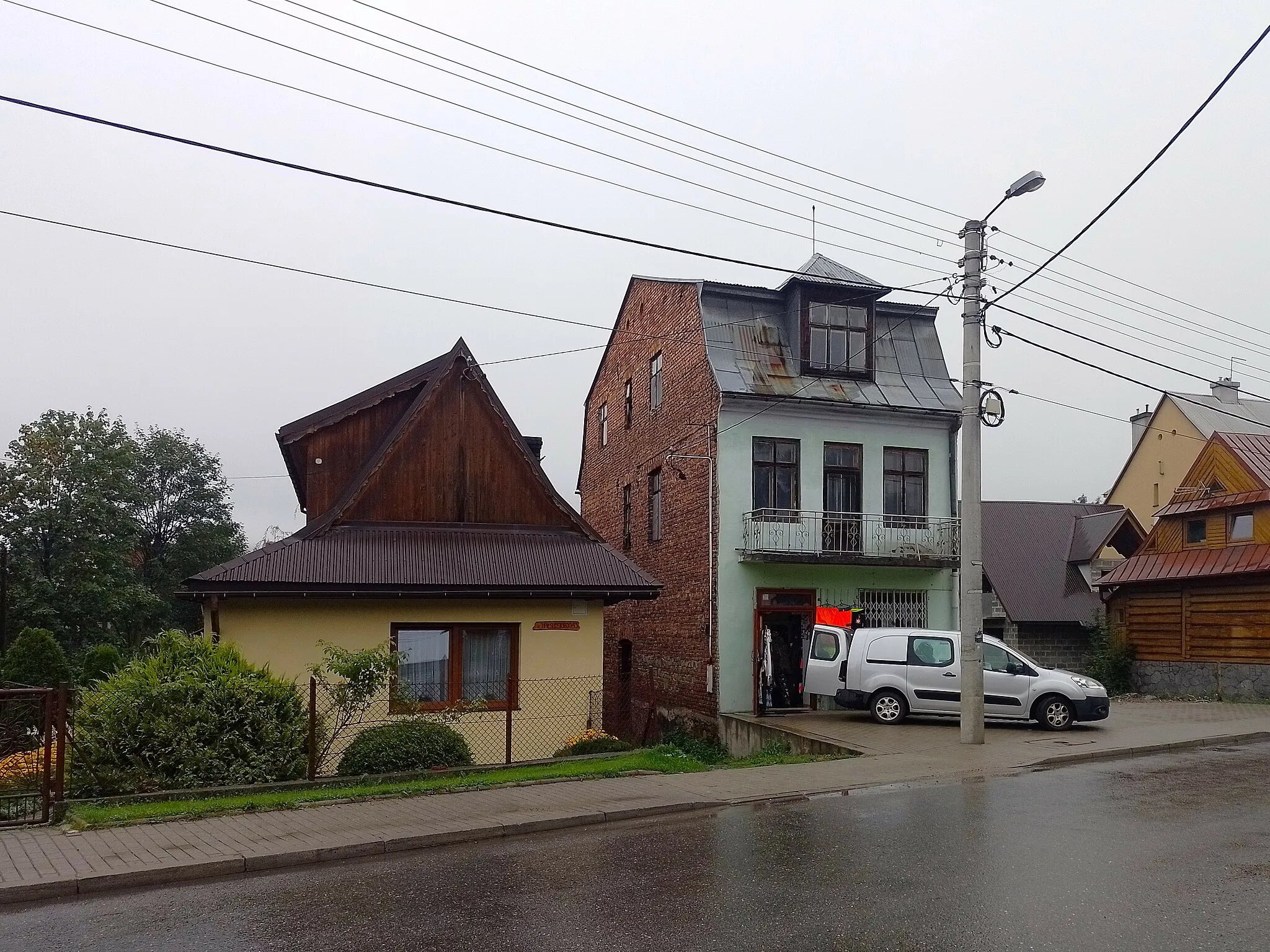 Photo showing: Piłsudskiego Street in Poronin, Poland