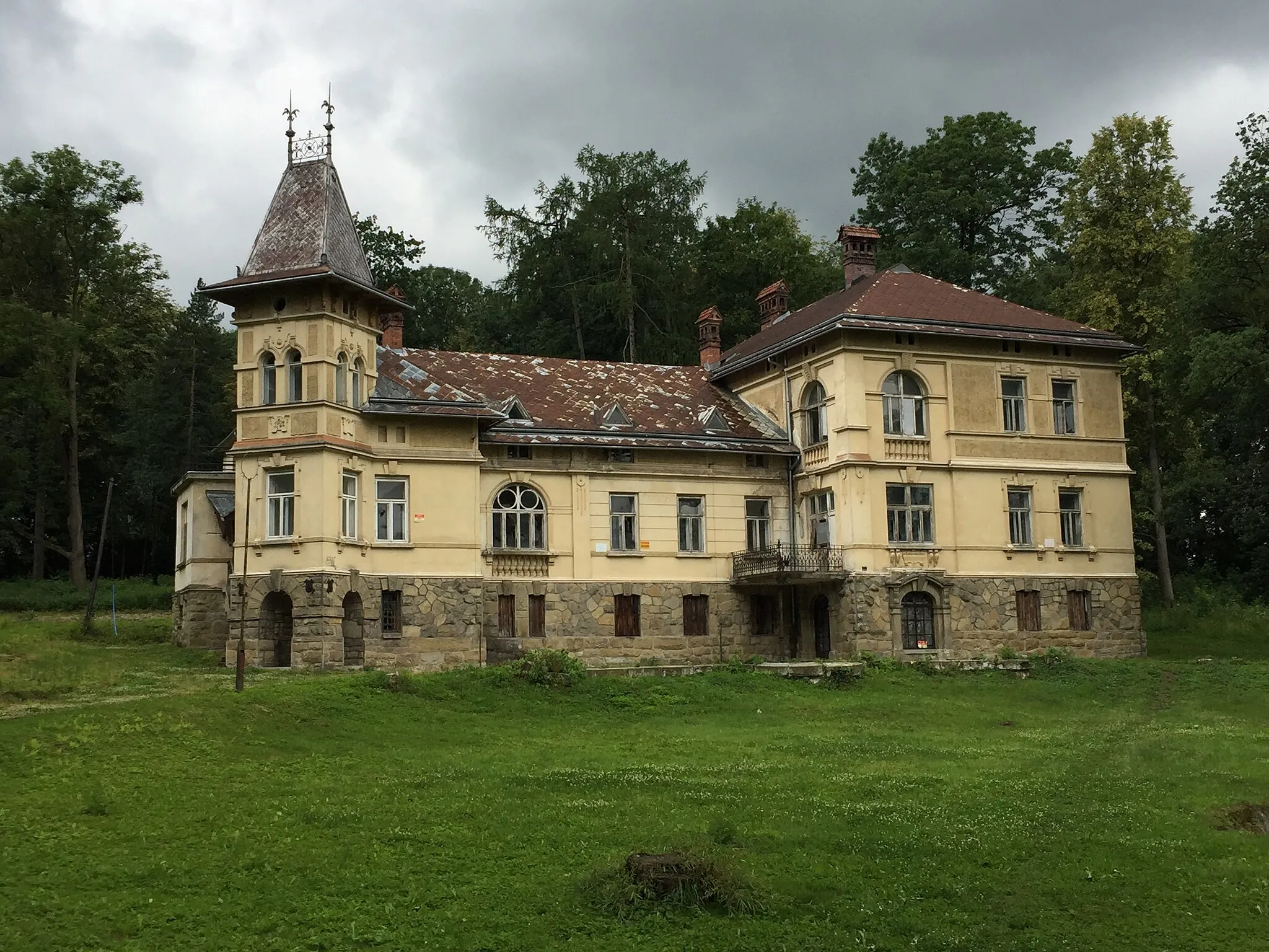 Photo showing: Pałac Głowińskich w Rabie Wyżnej