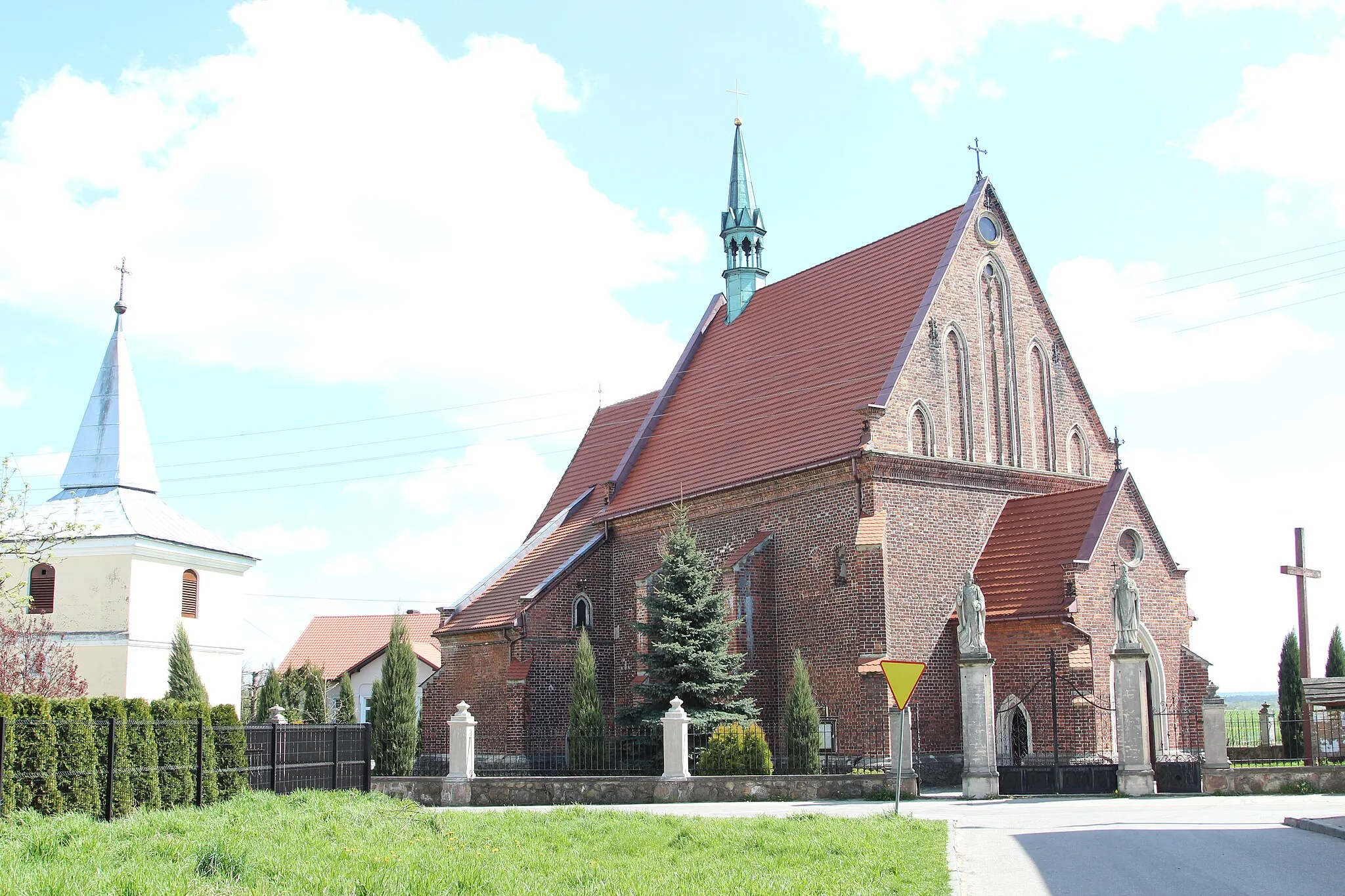 Photo showing: Church of the Nativity of the Virgin Mary in Żarnowiec
