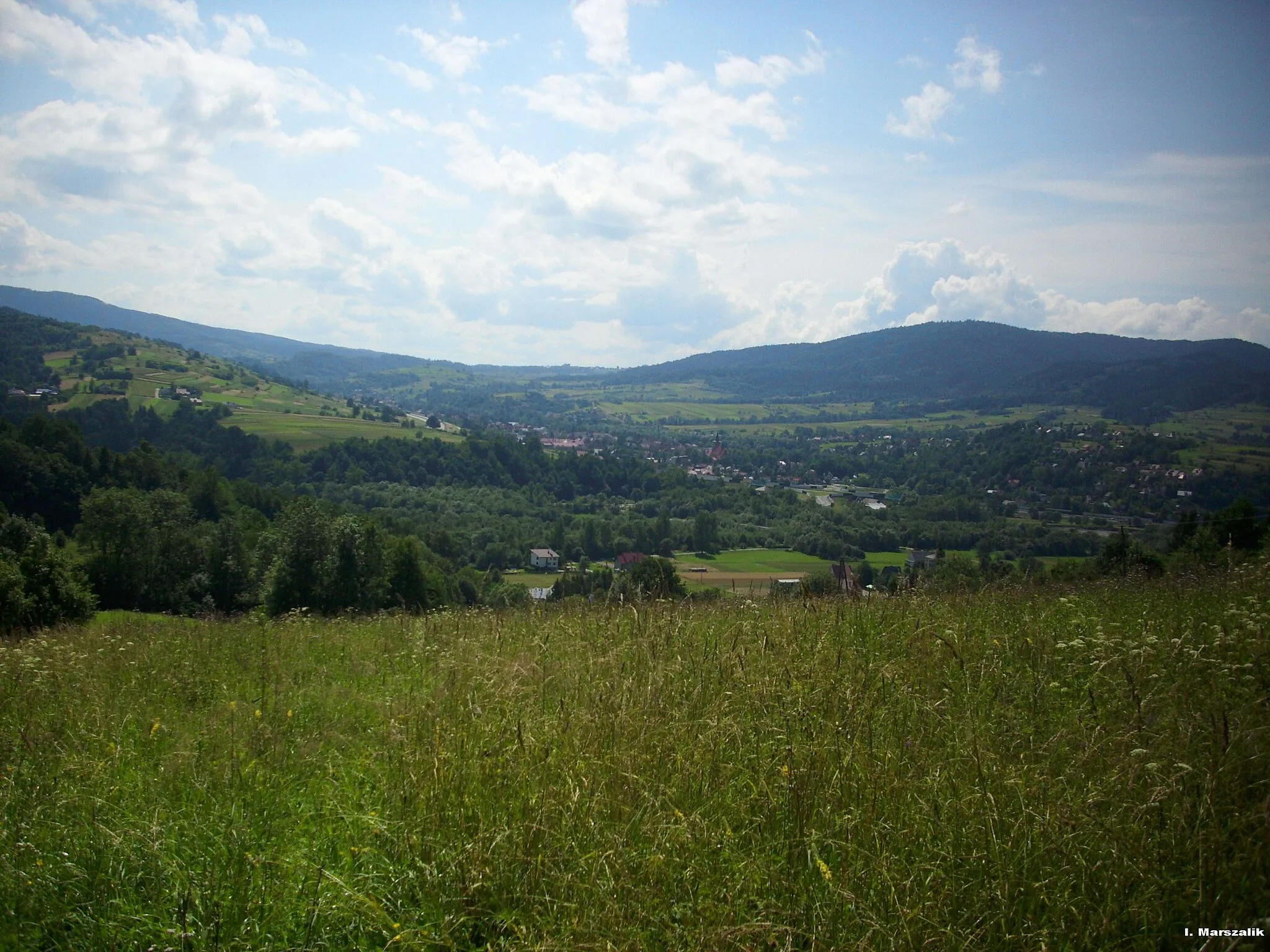 Photo showing: View on Lubień from Dzialy