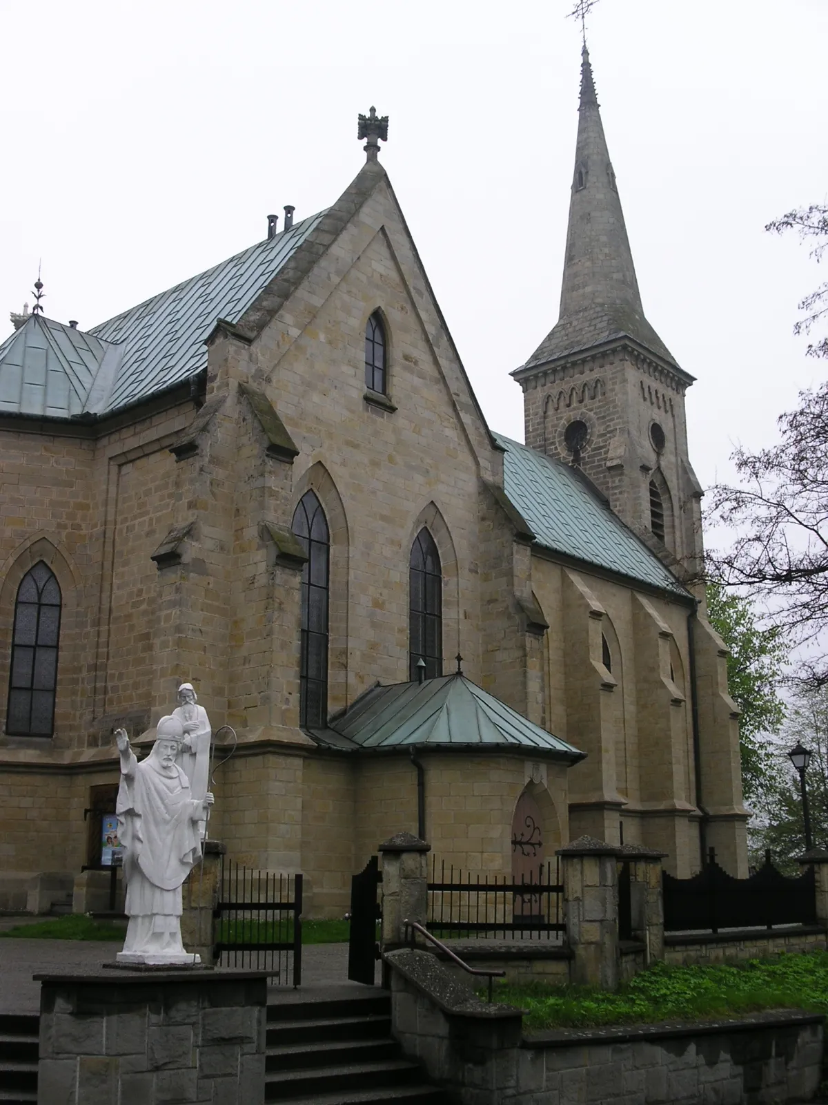 Photo showing: Holy Trinity Church in Okocim (Brzesko), Poland