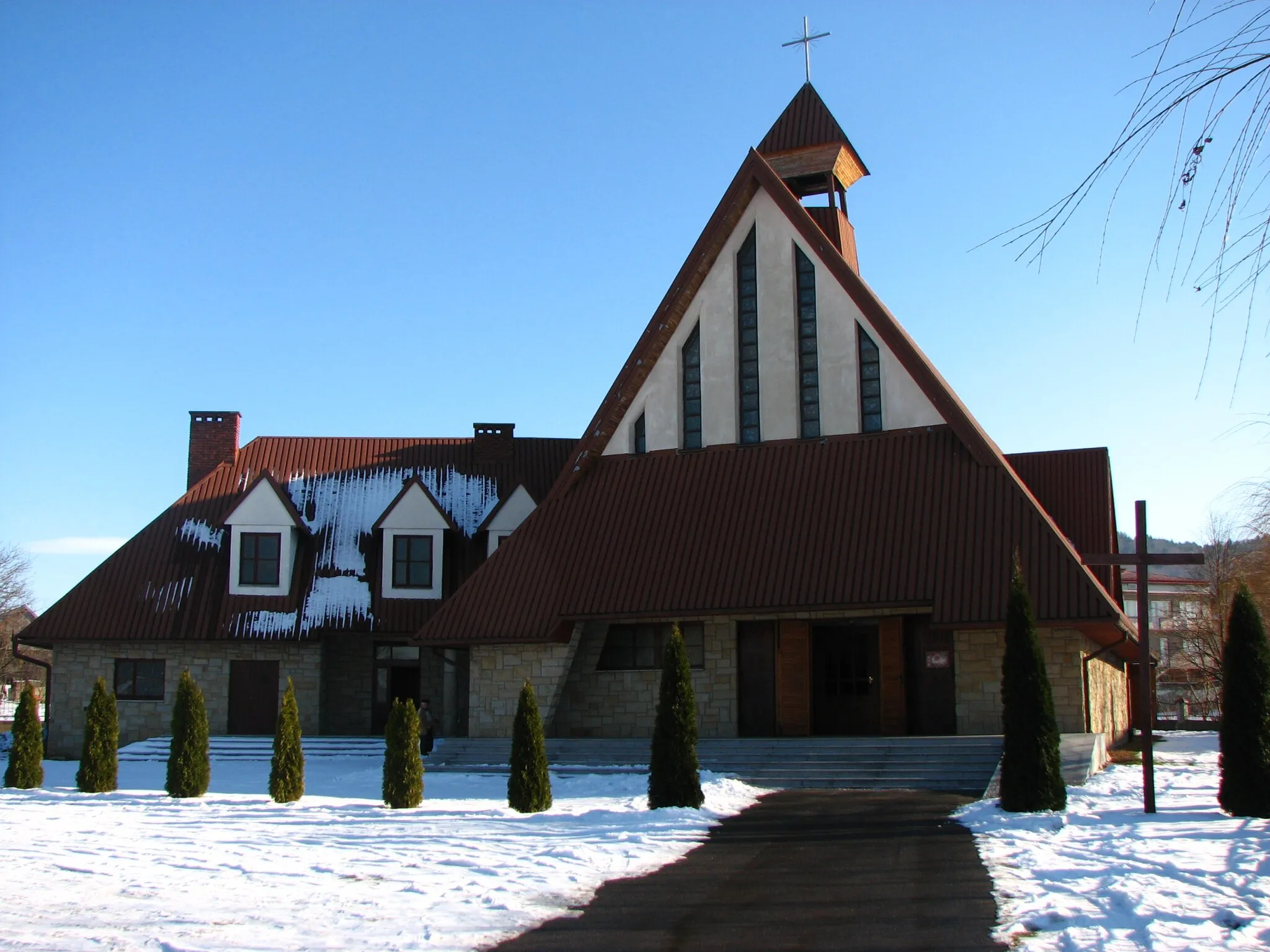 Photo showing: kaplica rzymskokatolicka pw. św. Cyryla i Metodego we wsi Roztoka-Brzeziny