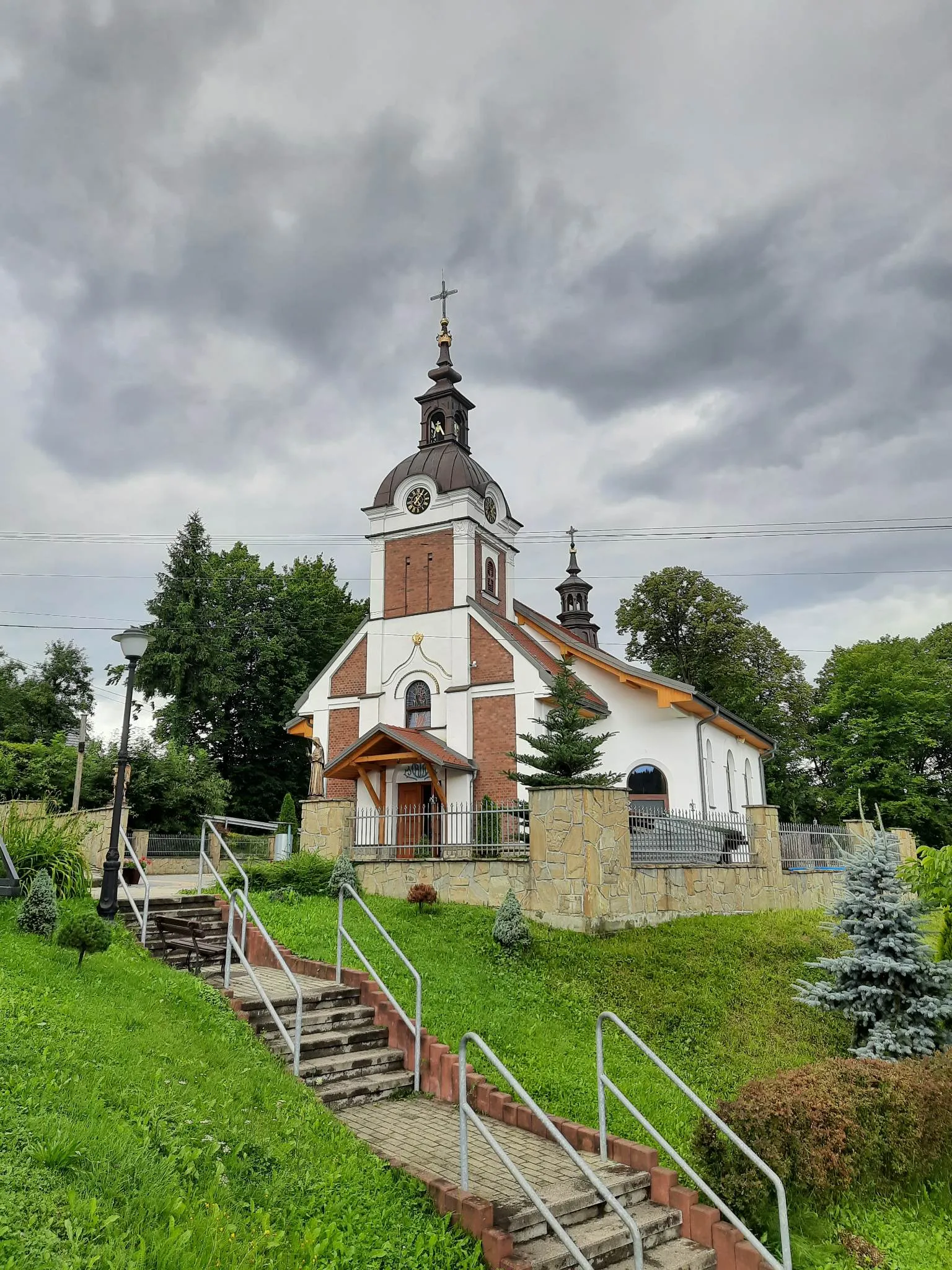 Photo showing: Kościół w Palczy przód