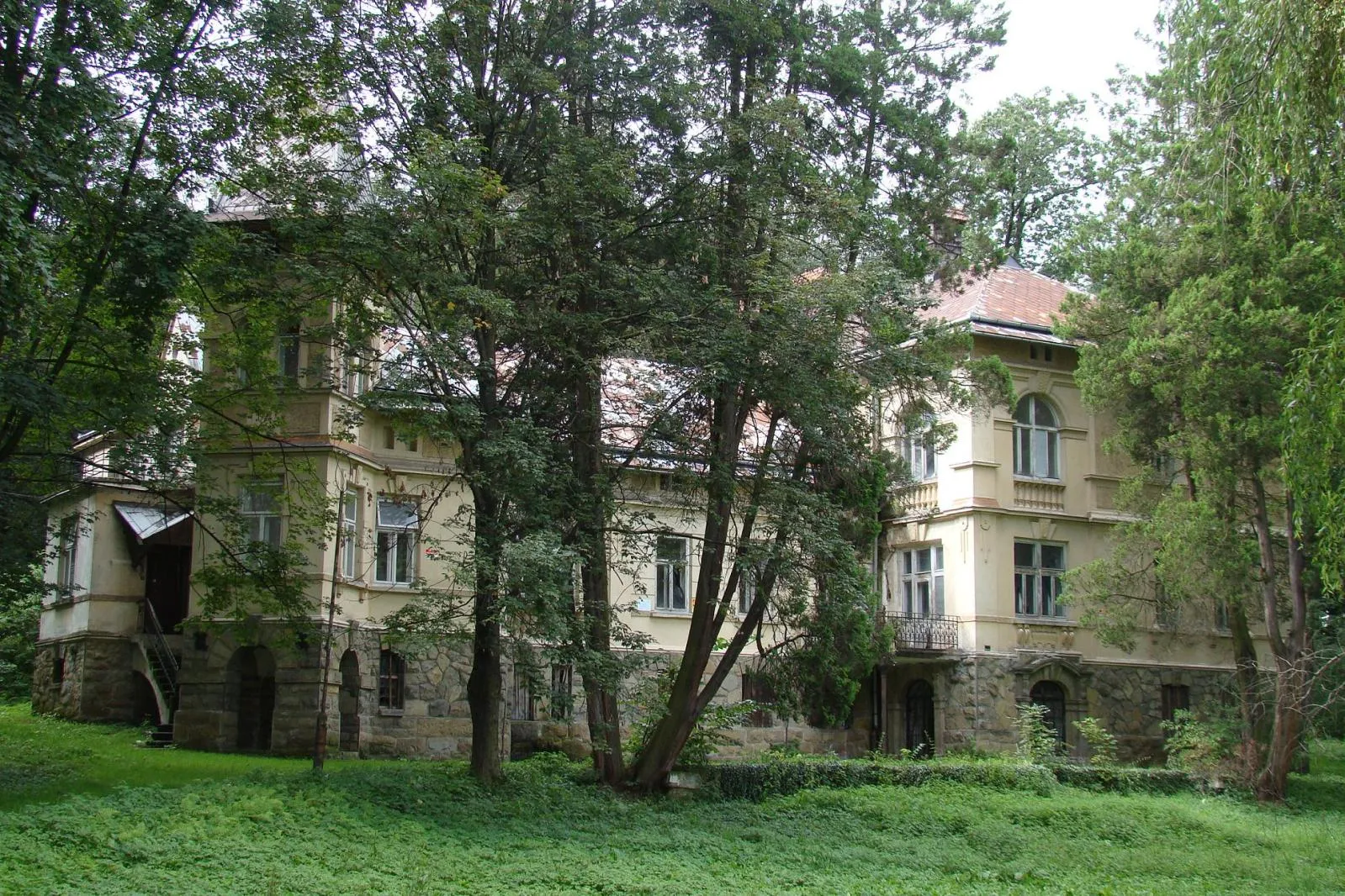 Photo showing: Raba Wyżna - zespół dworsko-parkowy: dwór Głowińskich (zabytek nr A-992/M)