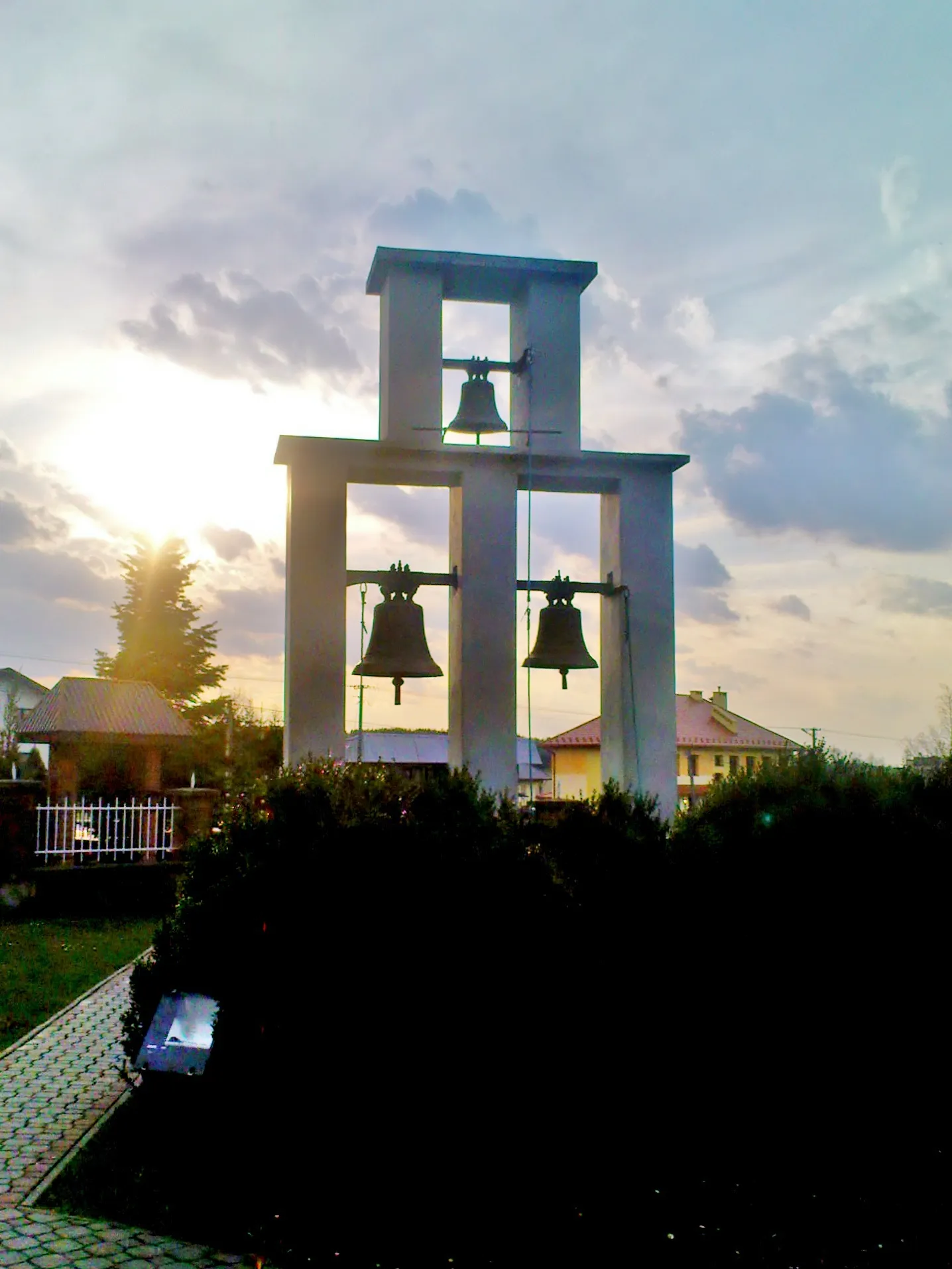 Photo showing: Mszanka - the belfry of the parish church of St. Peter and Paul
