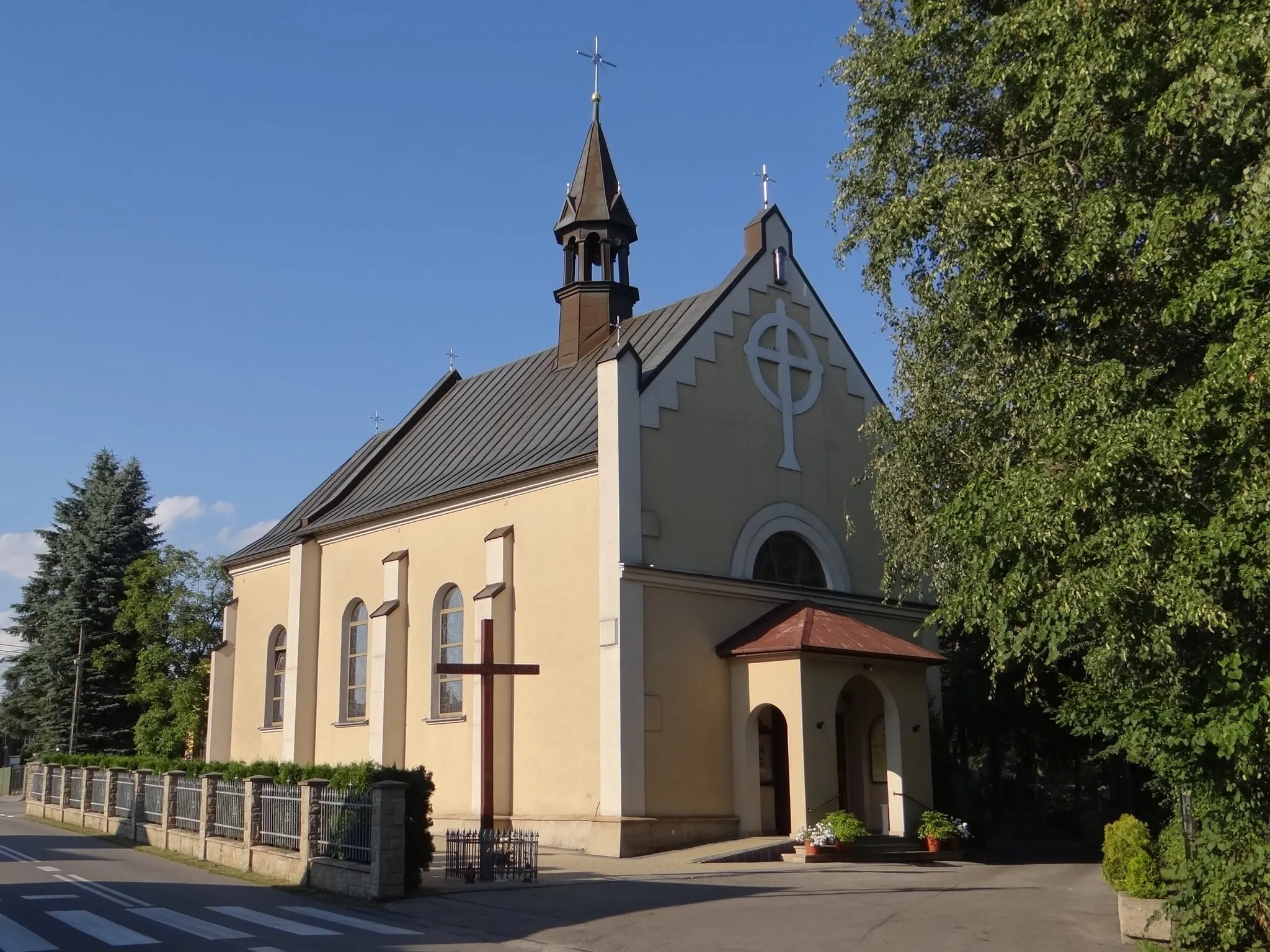 Photo showing: Byszyce, kościół