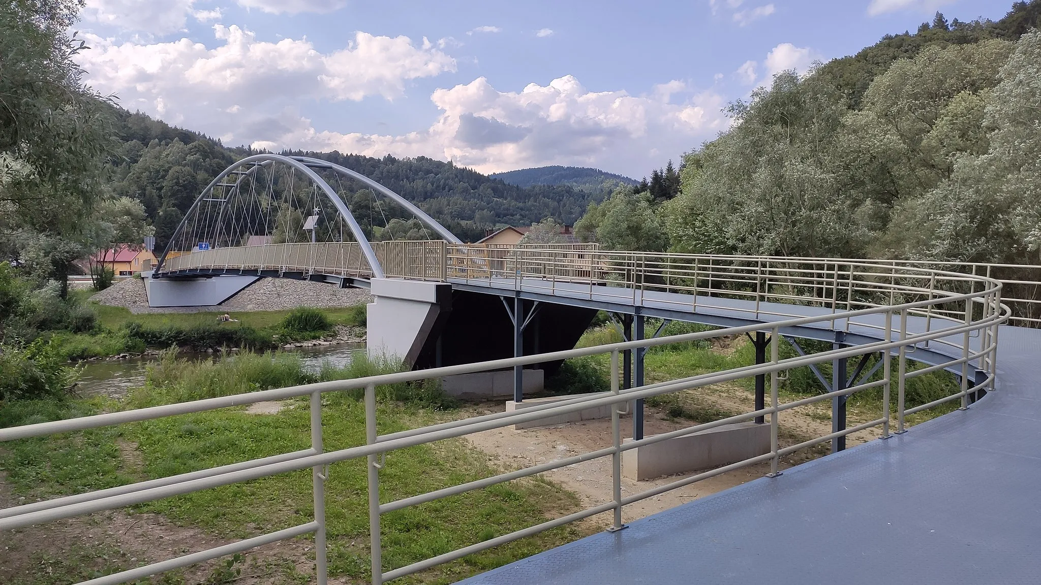 Photo showing: Legnava - border bridge (walk/cyclo) to village Milik in Poland