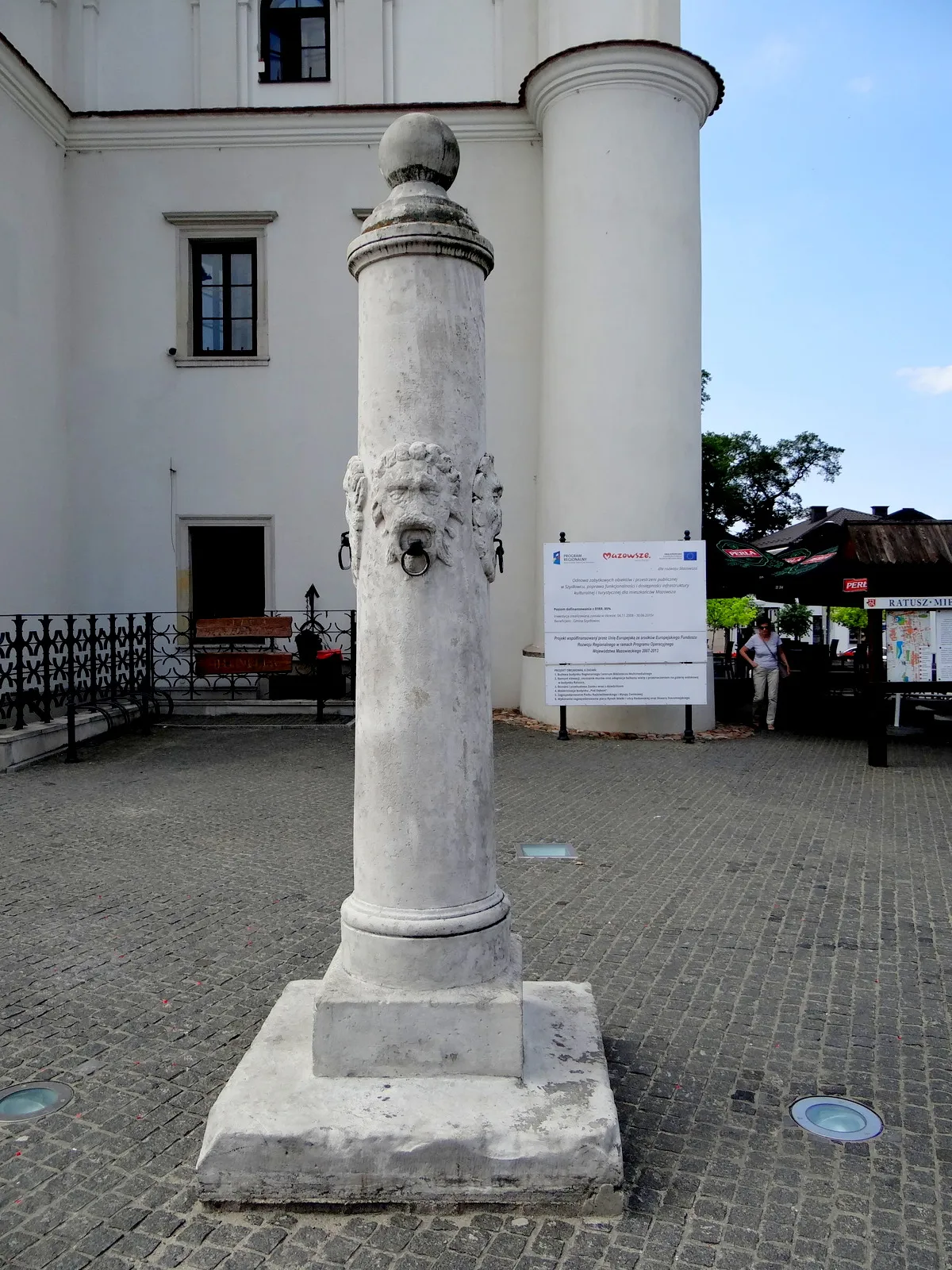 Photo showing: Szydłowiec. Pręgierz.