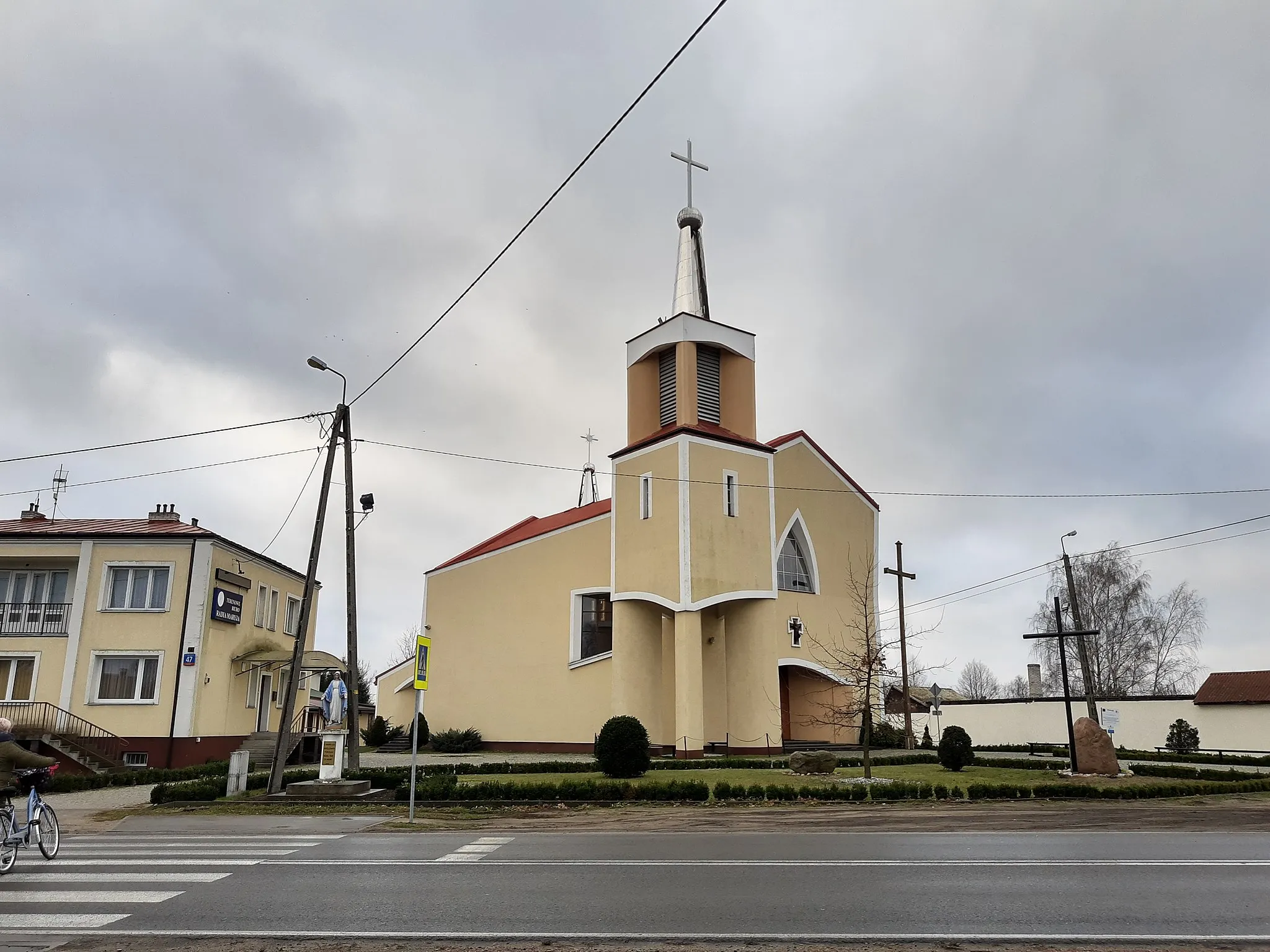 Photo showing: Budziska (gm. Łochów, pow. Węgrów) - kościół Św. Andrzeja Boboli