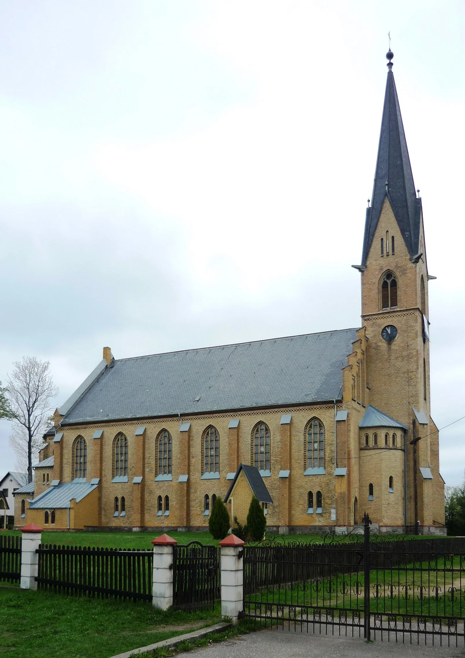 Photo showing: Rozogi - kościół pw. św. Marii Magdaleny (zabytek nr rejestr. A-3633)