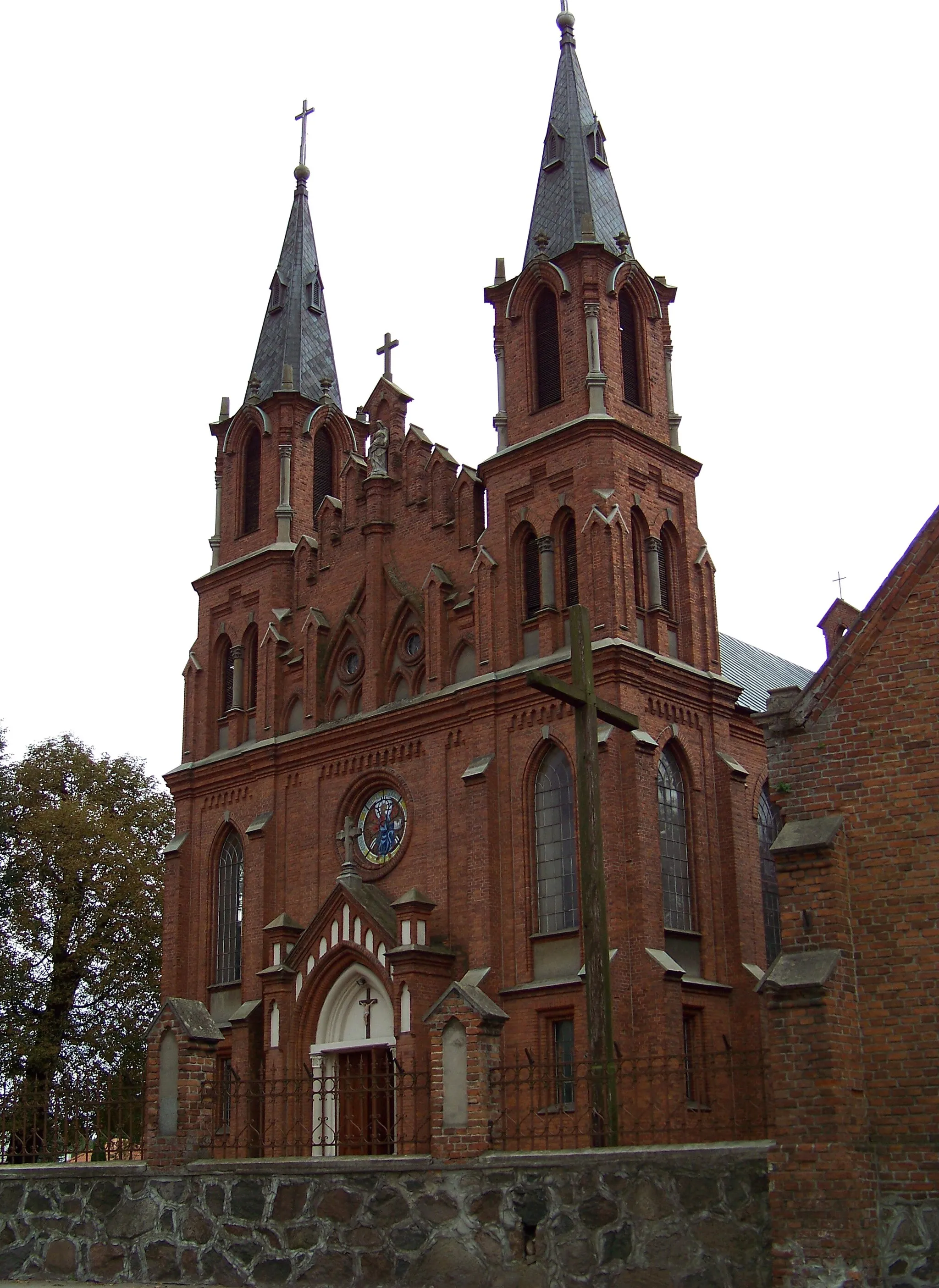 Photo showing: Łosice - zespół kościoła parafialnego p.w. św. Zygmunta Króla i Męczennika (1905-1910): kościół (zabytek nr A-188)