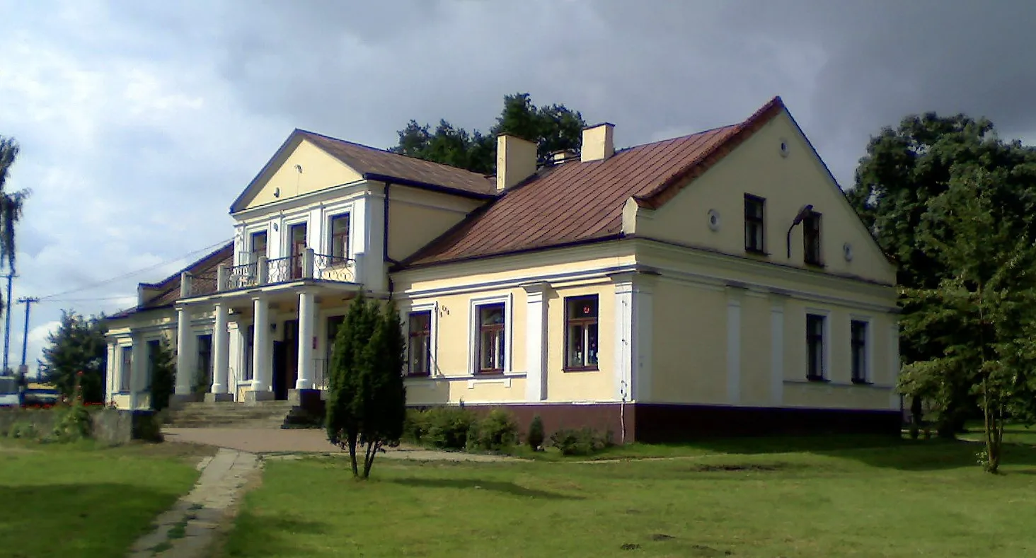 Photo showing: Brudzeń Duży - dwór (od lat 60. XX wieku szkoła