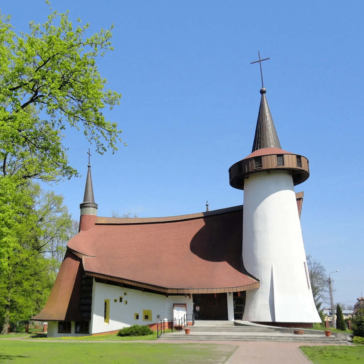 Photo showing: St. Casimir church in Lucień.