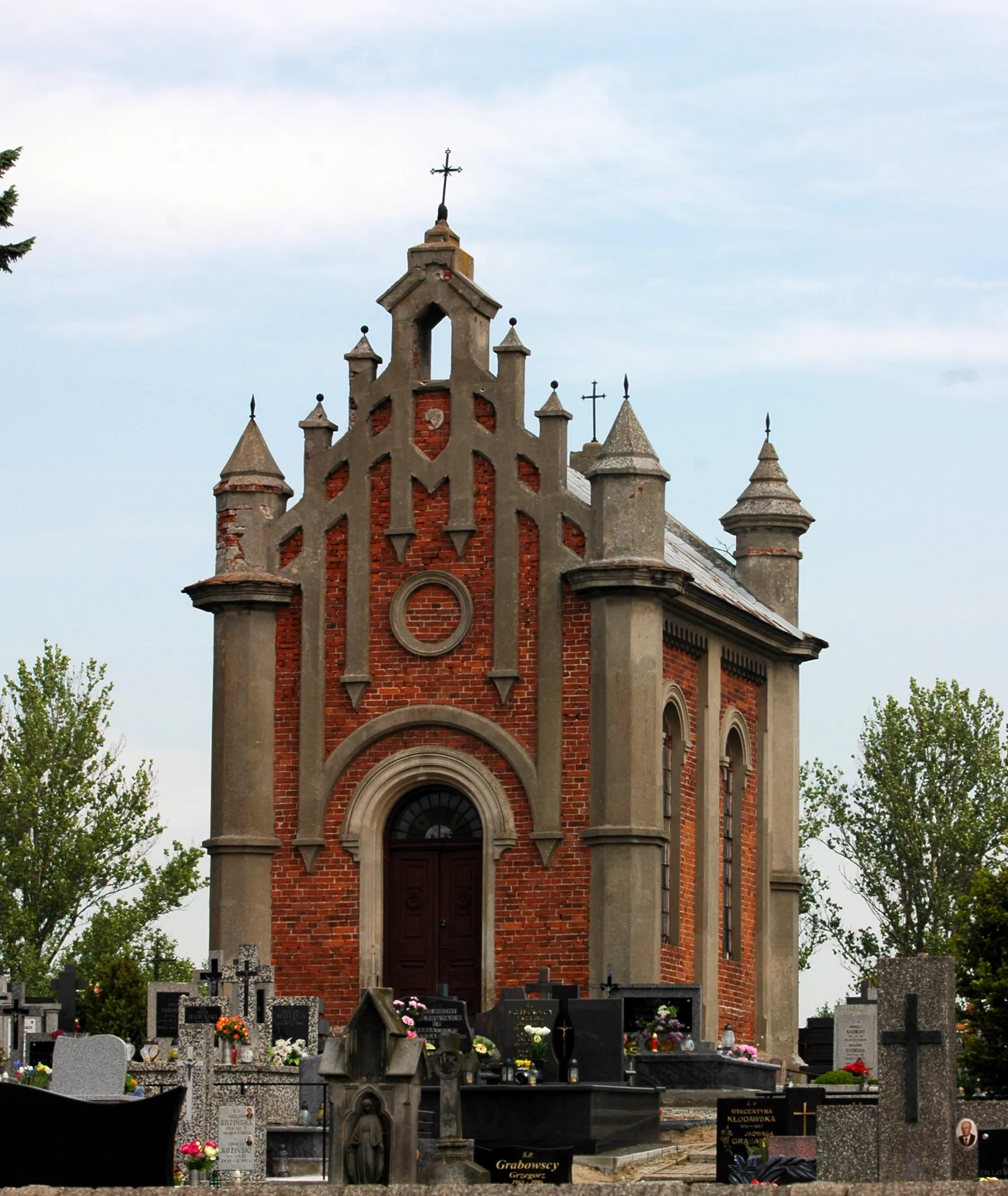 Photo showing: Kaplica cmentarna w Nowych Proboszczewicach