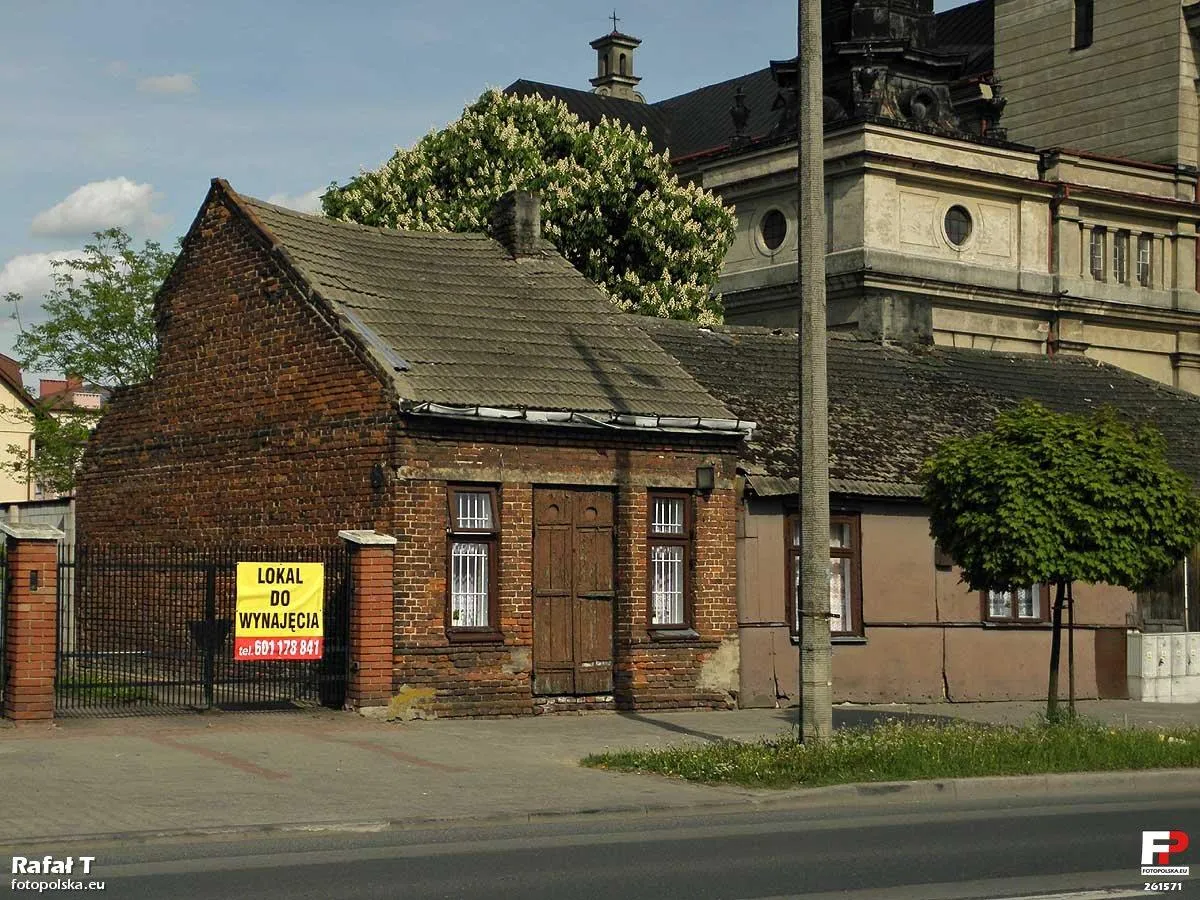 Photo showing: Budynek dawnego sklepu przy ul.Słowackiego 119.