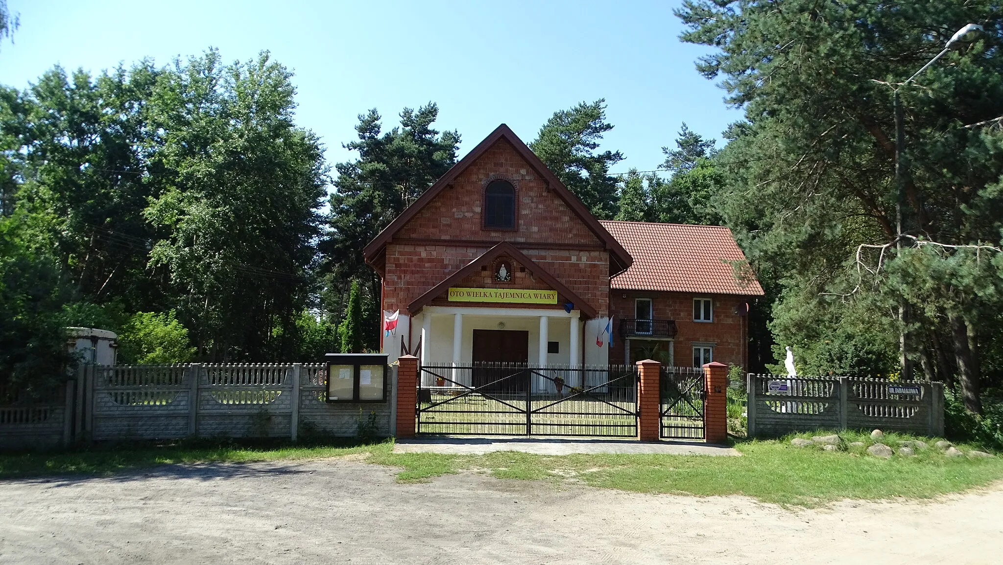 Photo showing: Kaplica filialna św. Macieja Apostoła w Głuchowie