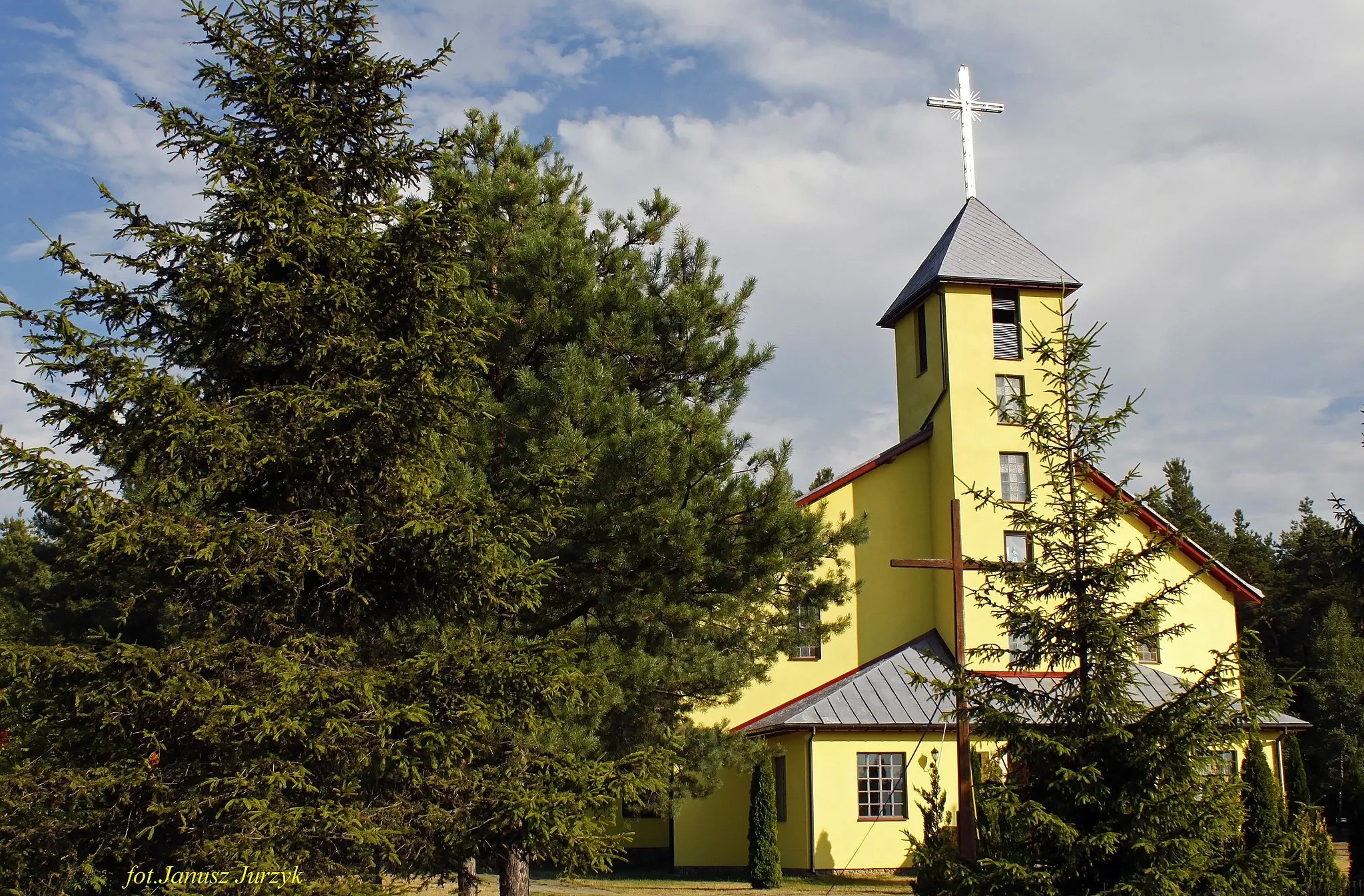 Photo showing: Parafia Matki Boskiej Anielskiej w Dziewulach.