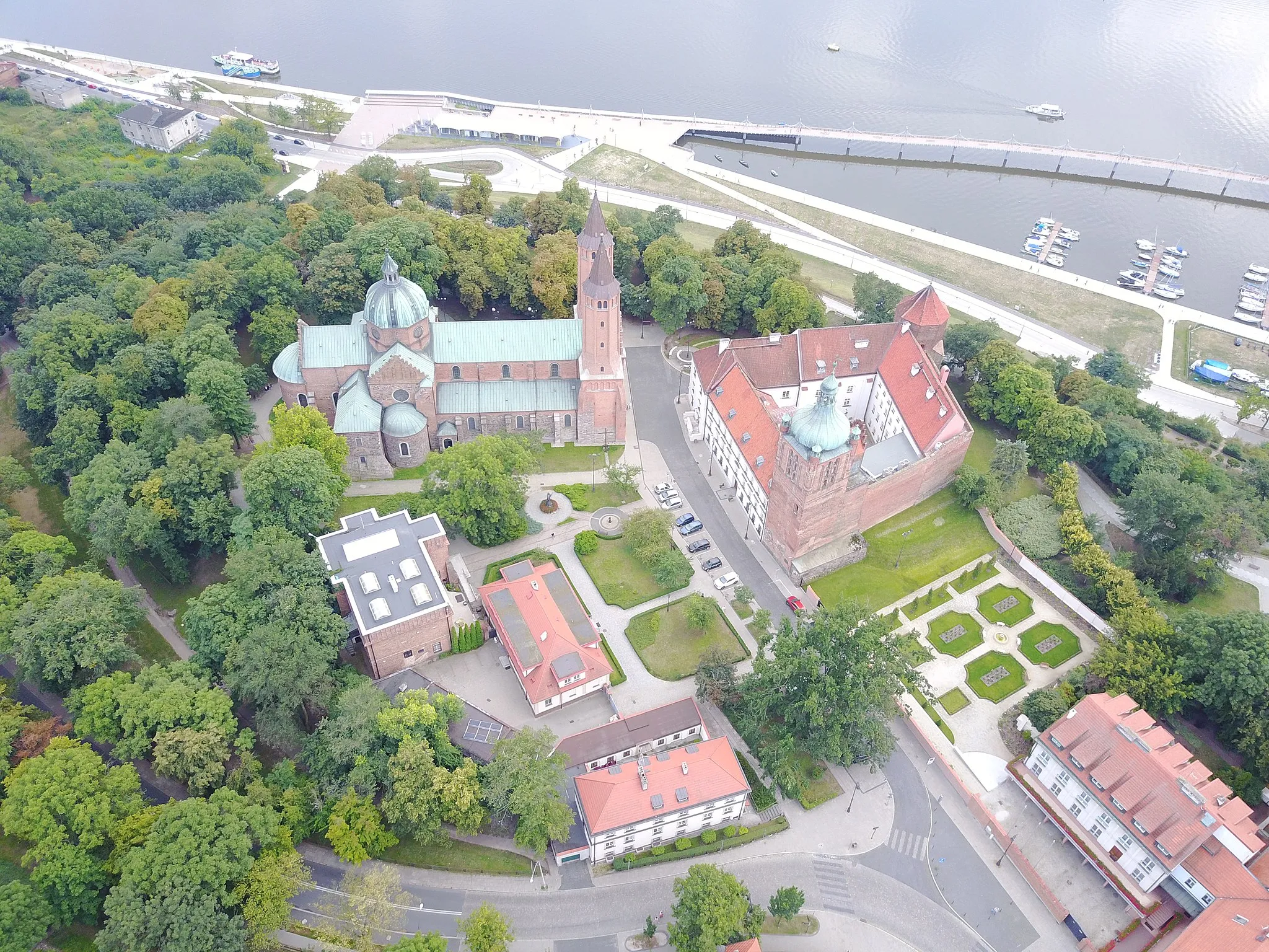 Photo showing: Tumskie Hill in Płock