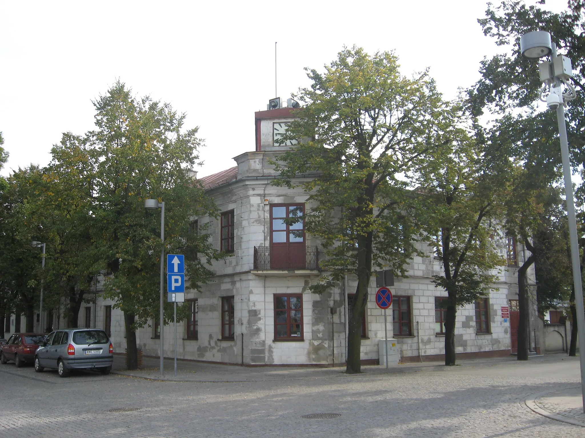Photo showing: klasztor i kolegium ks. komunistów (bartoszków), ob. sąd i UG, 1 poł. XVIII, 2 poł. XIX
Węgrów ul. Kościelna, Węgrów