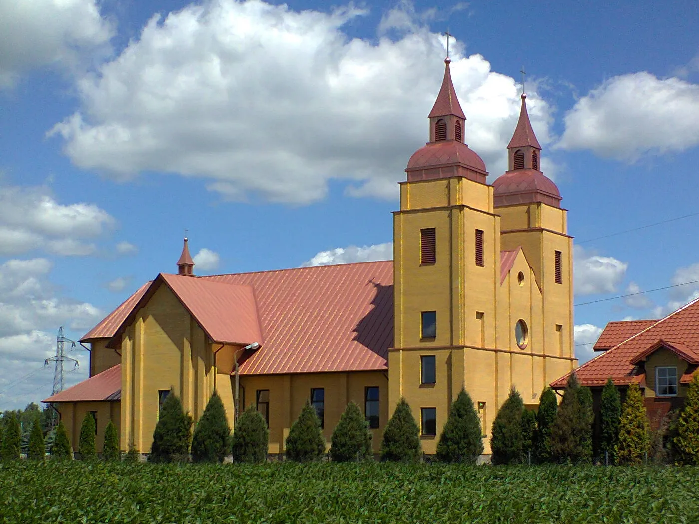 Photo showing: Kościół Parafialny p.w. Najświętszej Maryi Panny Matki Miłosierdzia w Dylewie