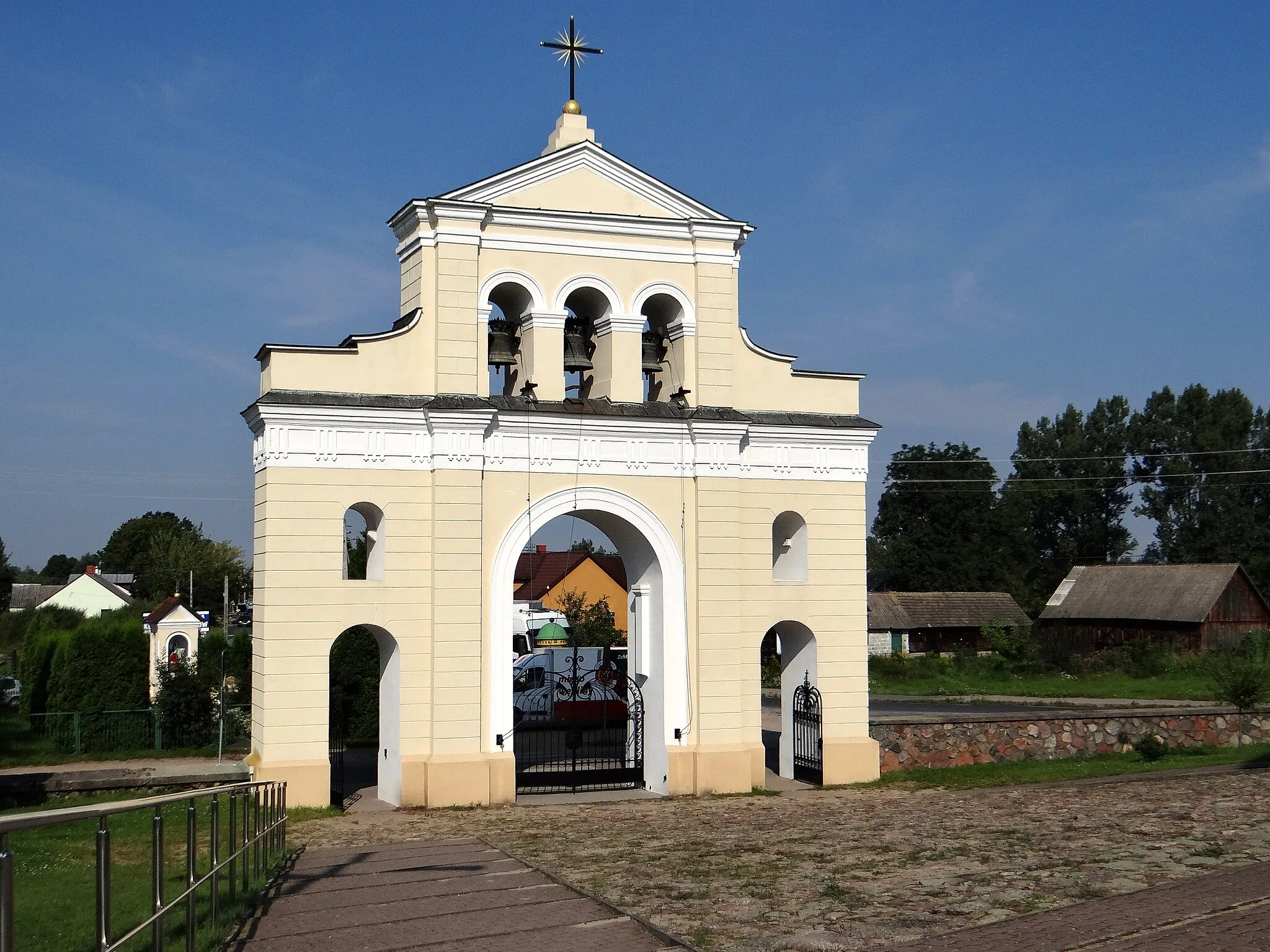 Photo showing: Holy Trinity and Saint Anne Basilica in Prostyń - belfry