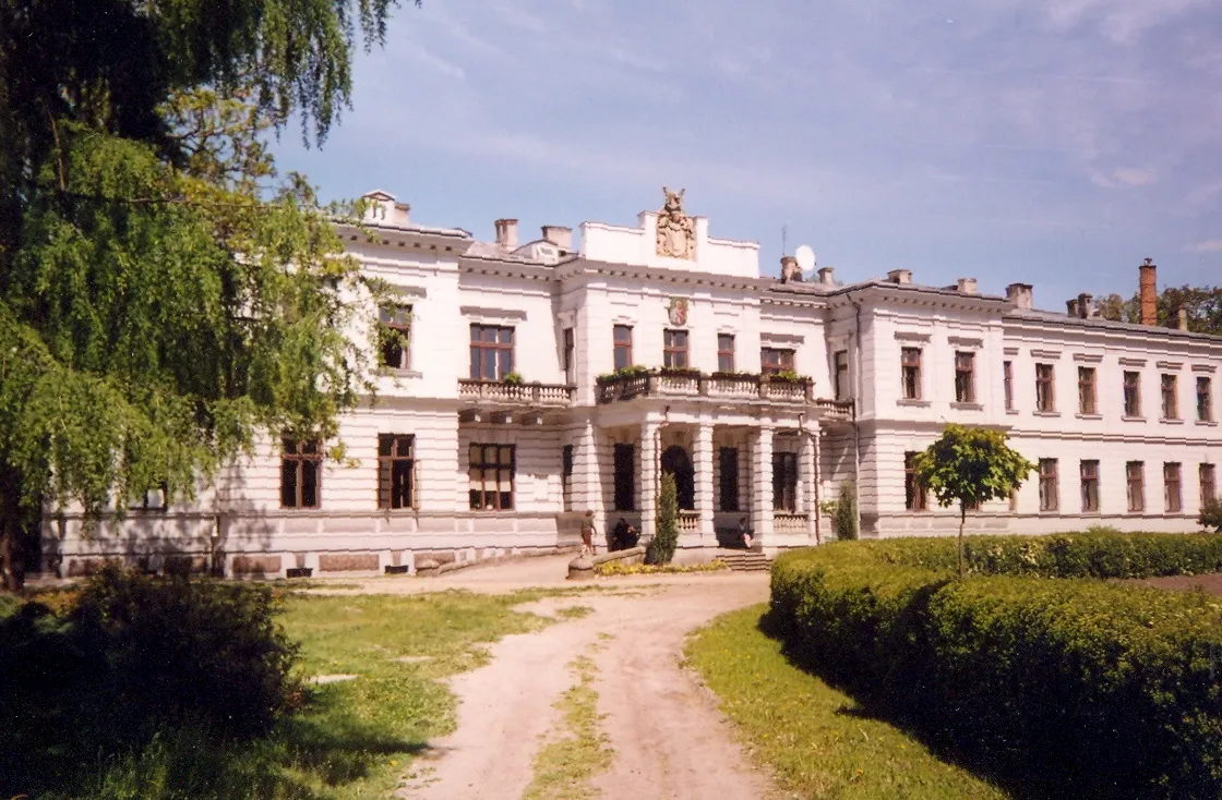 Photo showing: Pałac w Szymanowie (zabytek nr rejstr. 92/17/57)