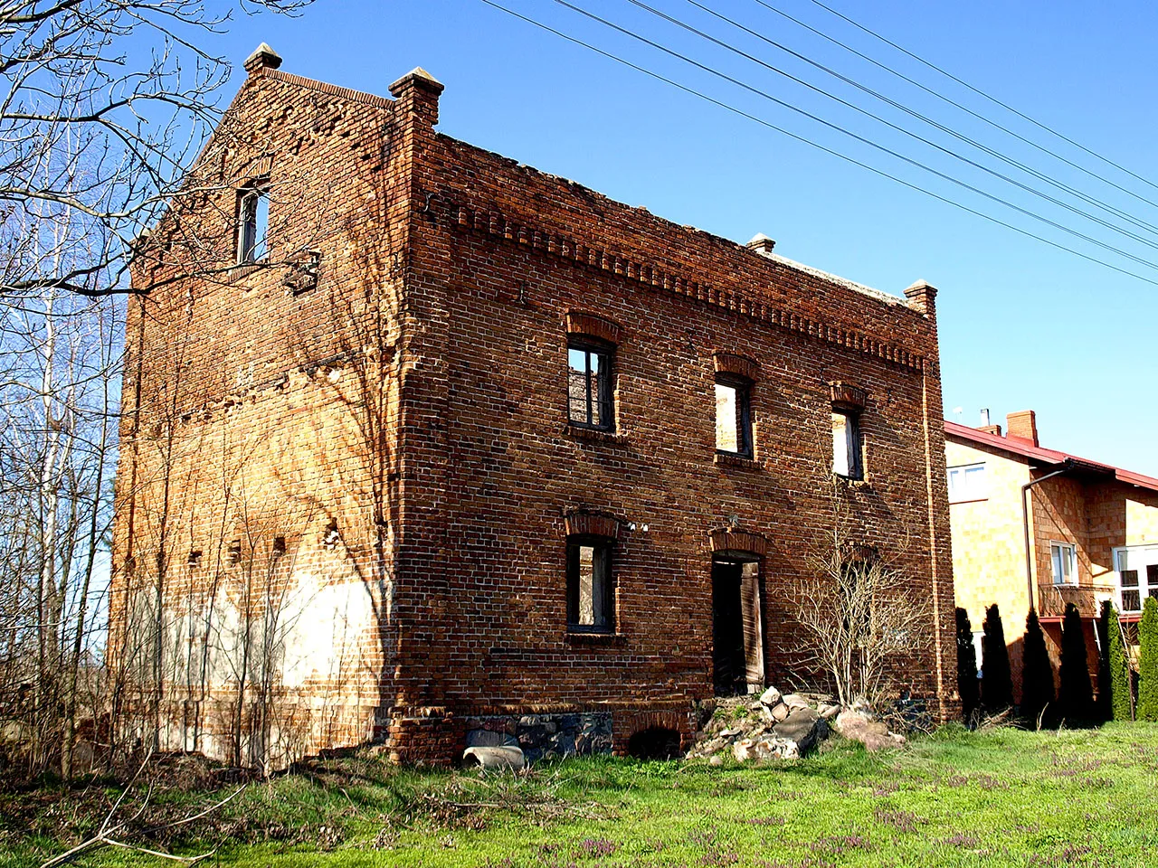 Photo showing: Rybno - ruiny młyna.