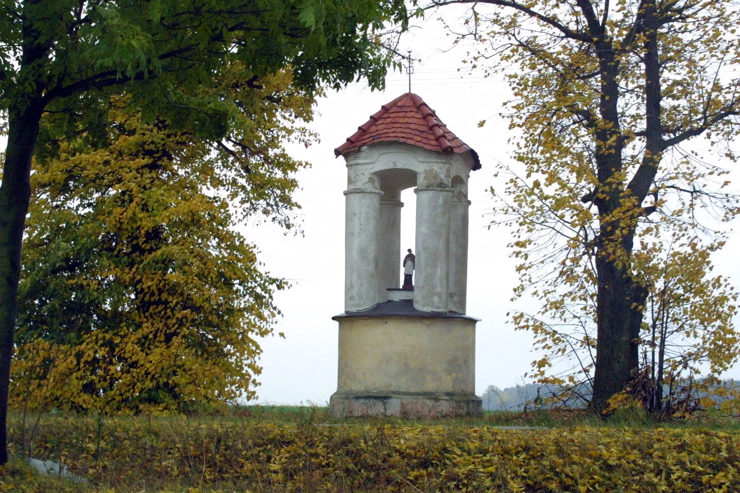 Photo showing: Jabłonna Lacka. Barokowa kapliczka przydrożna z drugiej poł. XVIII w.