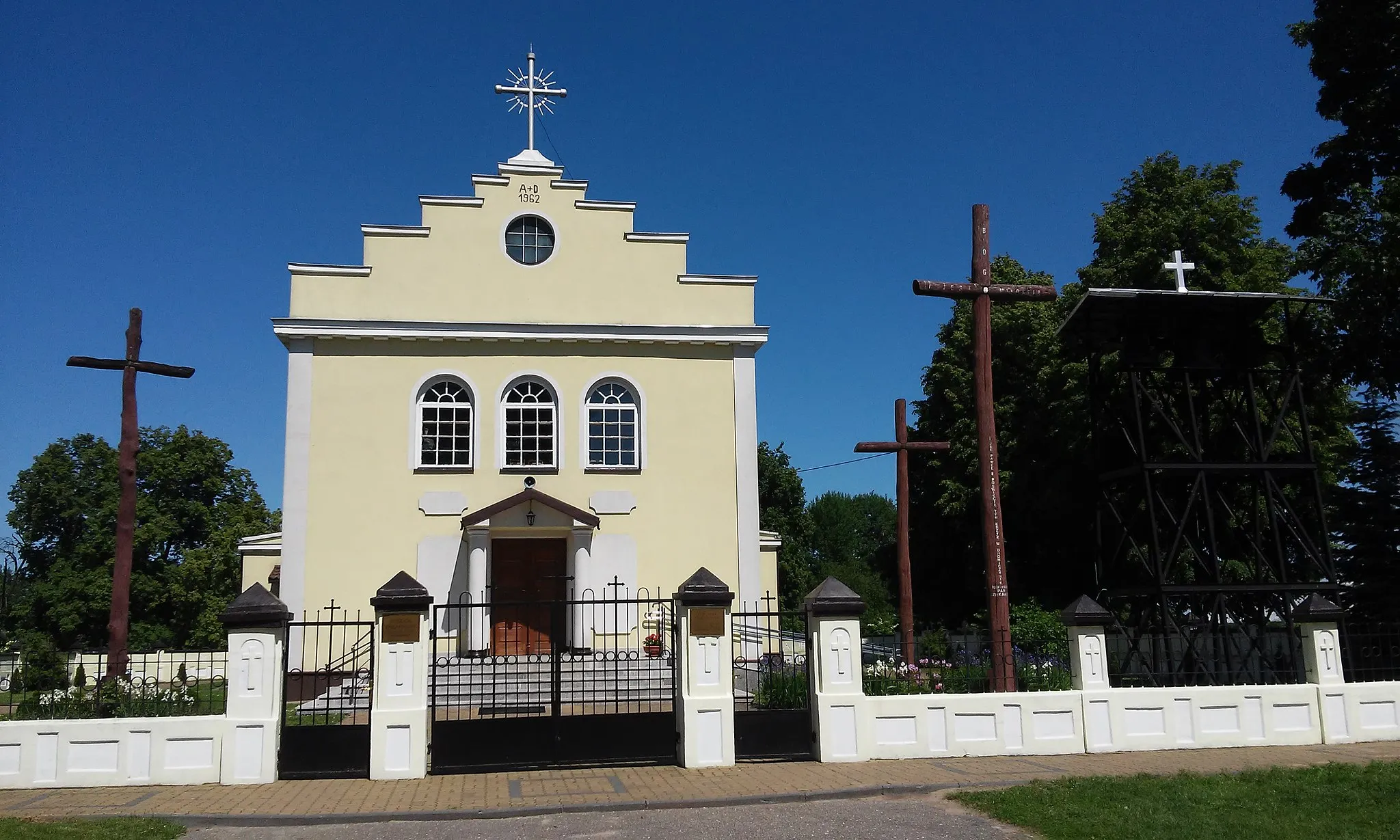 Photo showing: Czekanów - rzymskokatolicki kościół parafialny pw. św. Andrzeja Boboli, 1953-1956