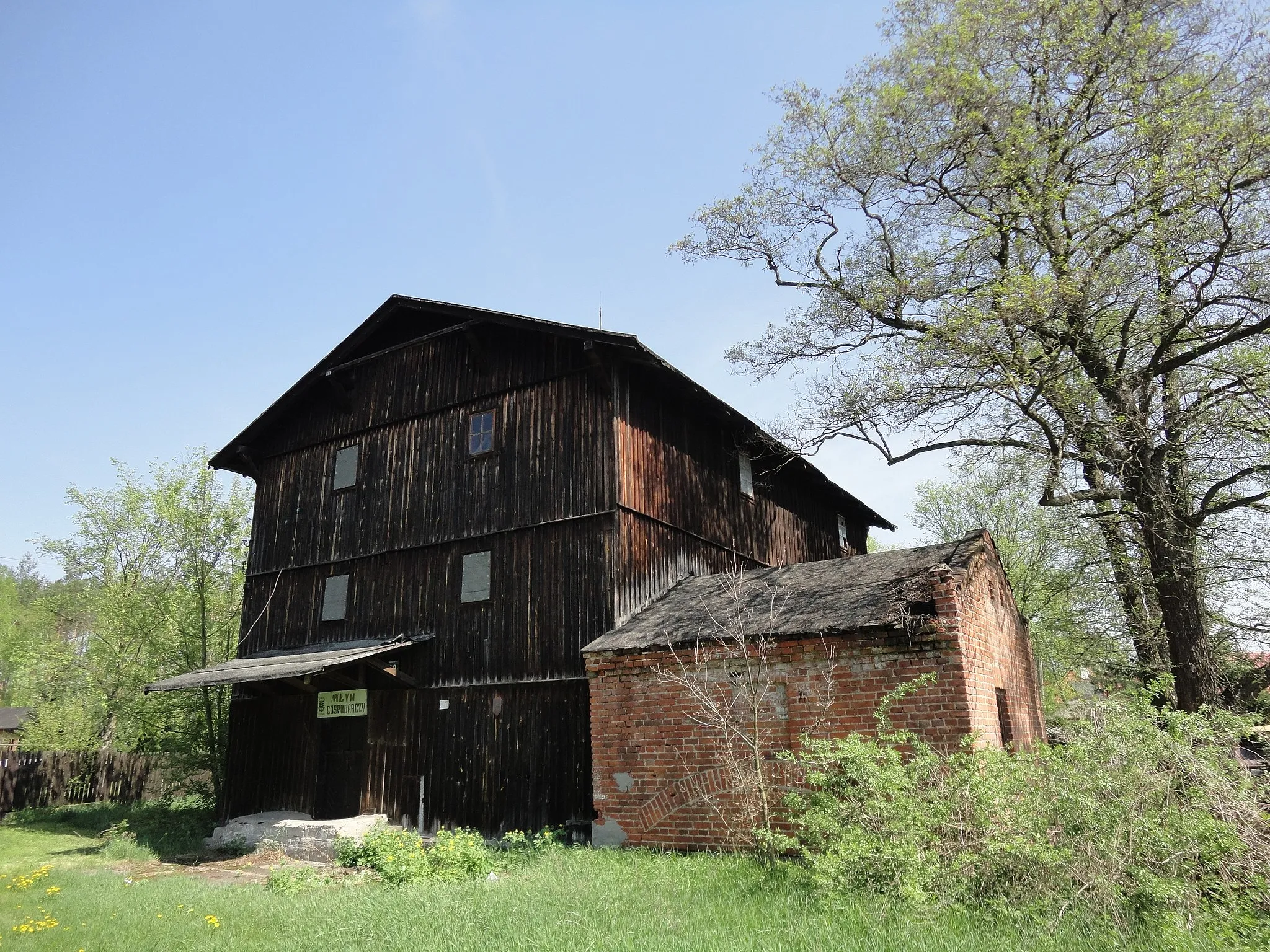 Photo showing: Wooden mill in Bierzewice.