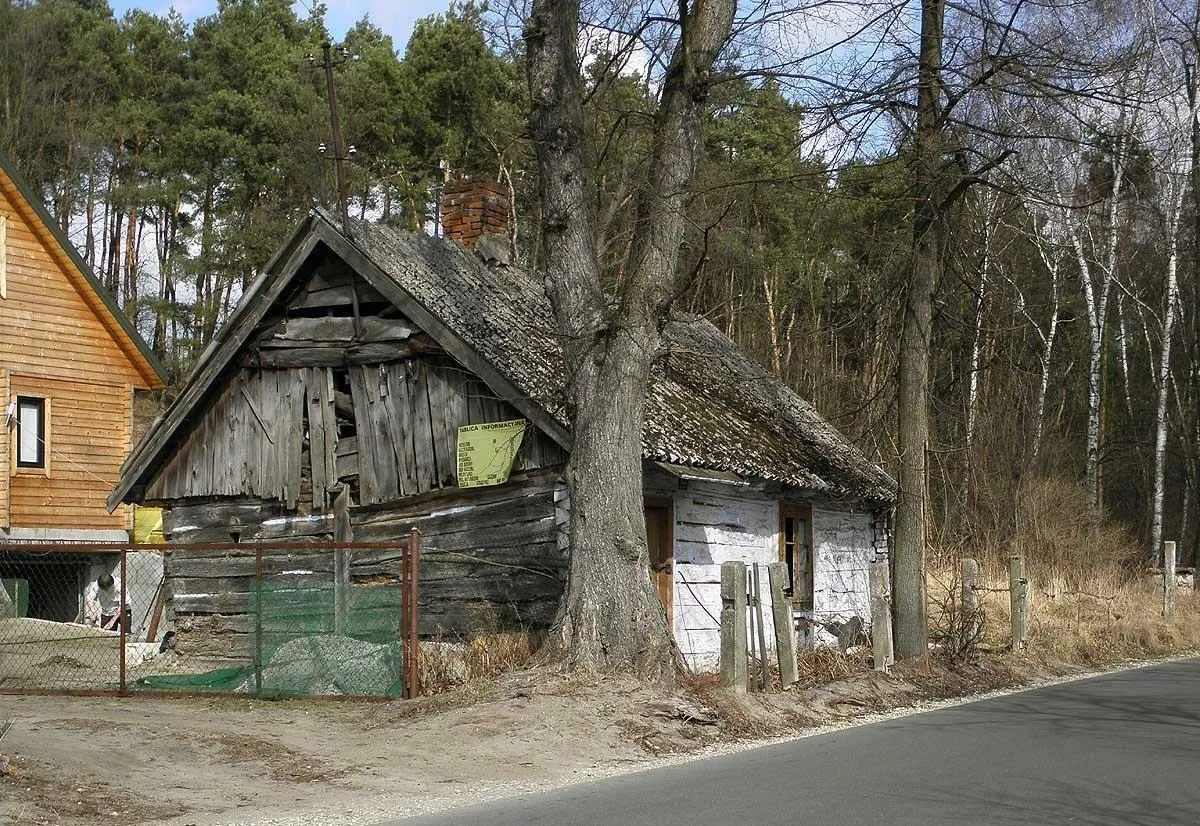 Photo showing: Osuchów 63