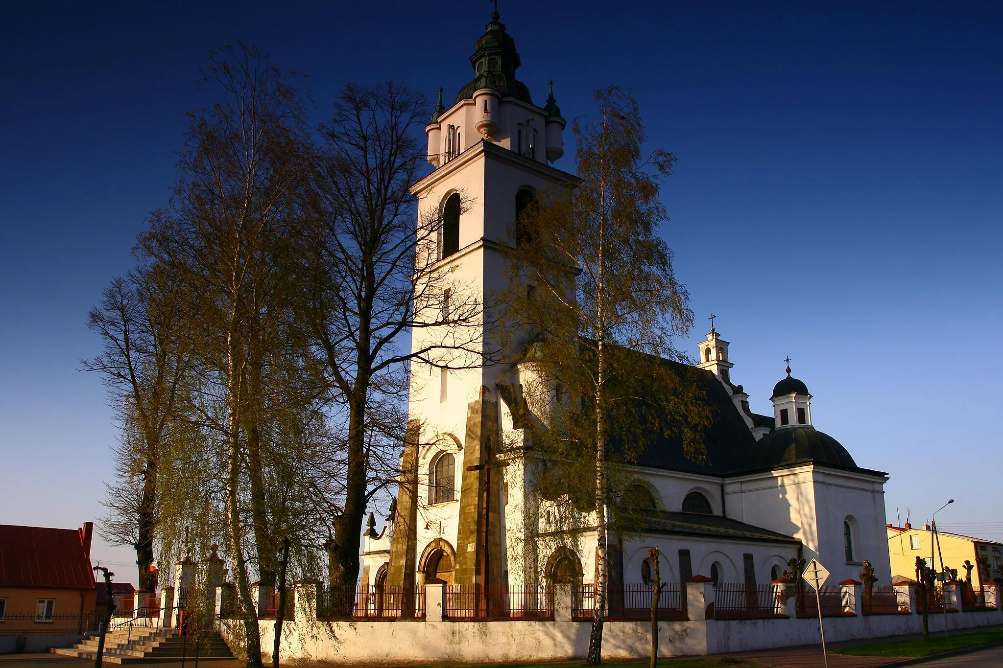 Photo showing: Klwów - kościół parafialny p.w. św. Macieja (1491, XIX/XX)