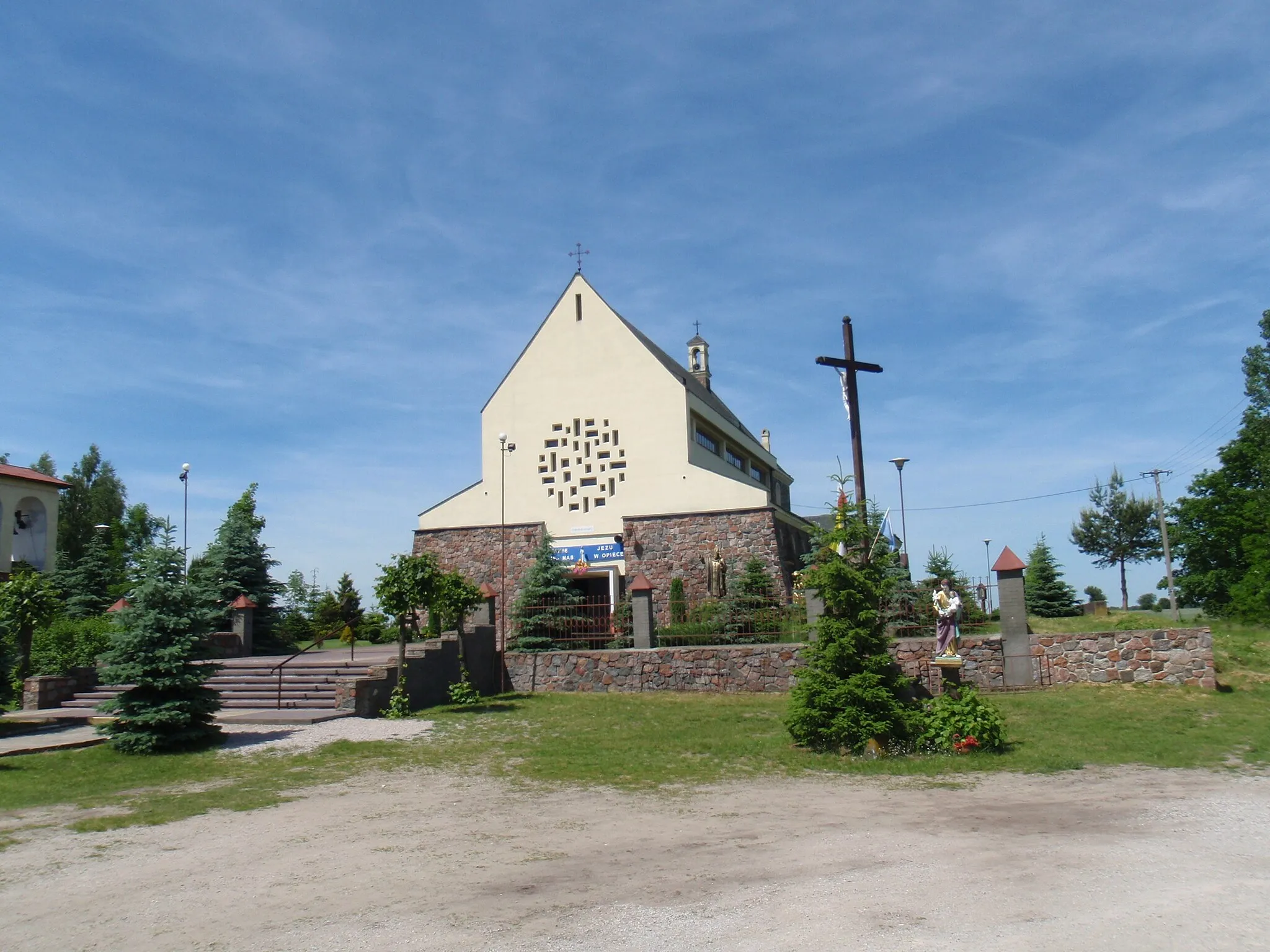 Photo showing: Church in Cecylówka Brzózka, village in Gmina Głowaczów, Kozienice county