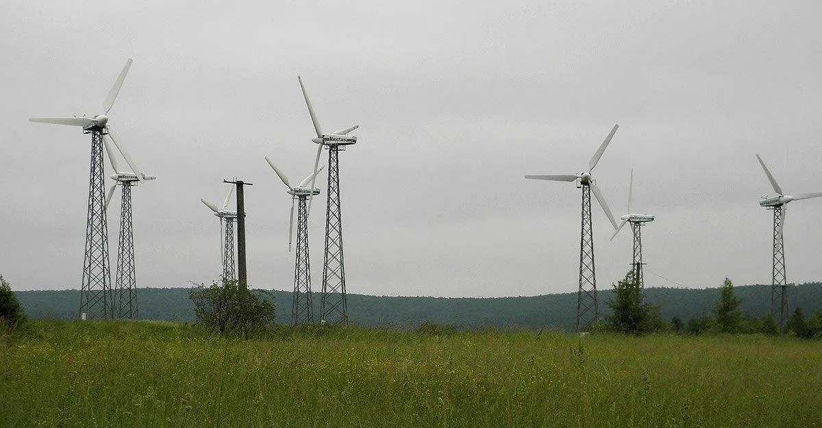Photo showing: Elektrownia wiatrowa w Umerze.