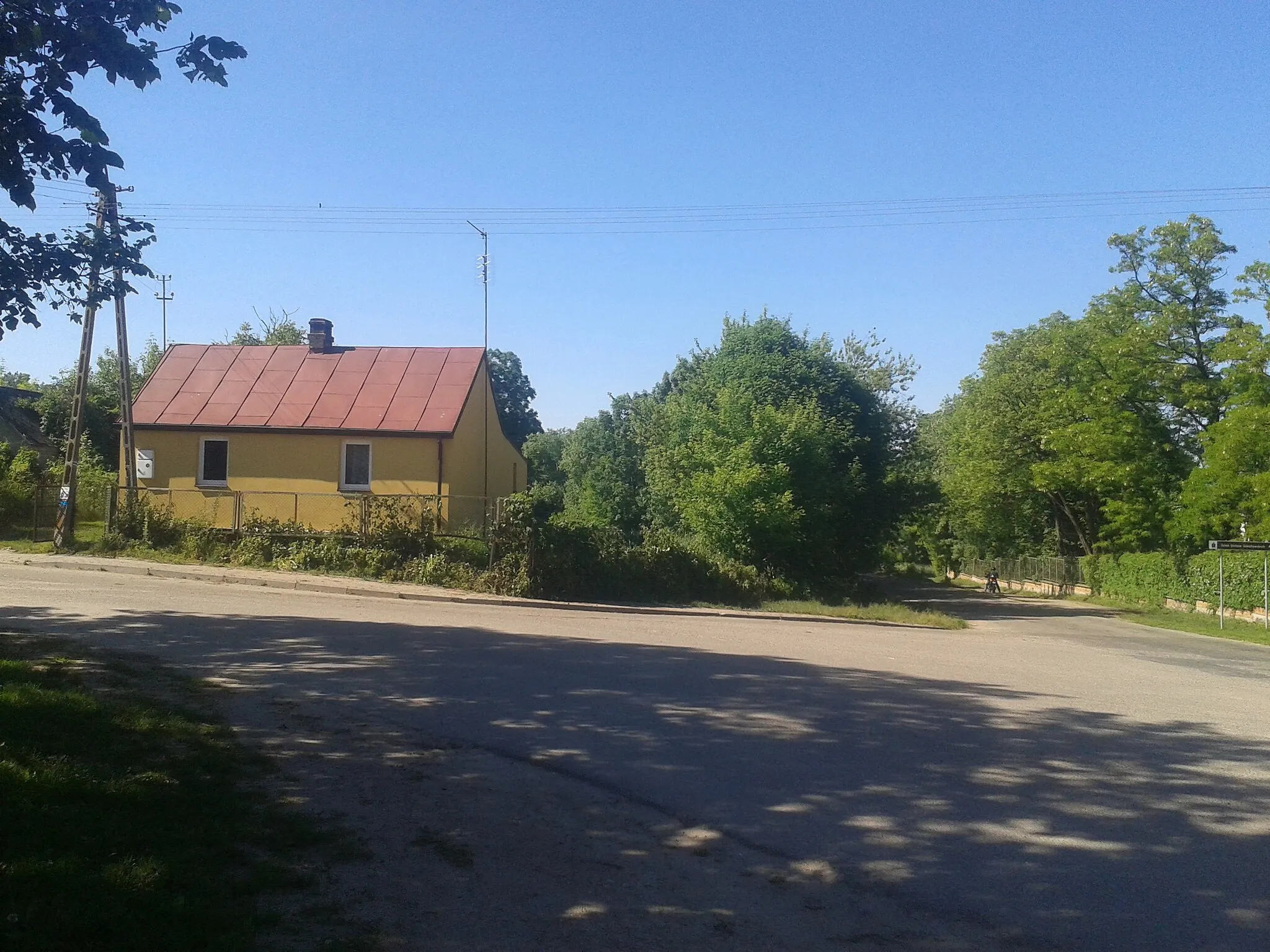 Photo showing: Mołożew-Wieś