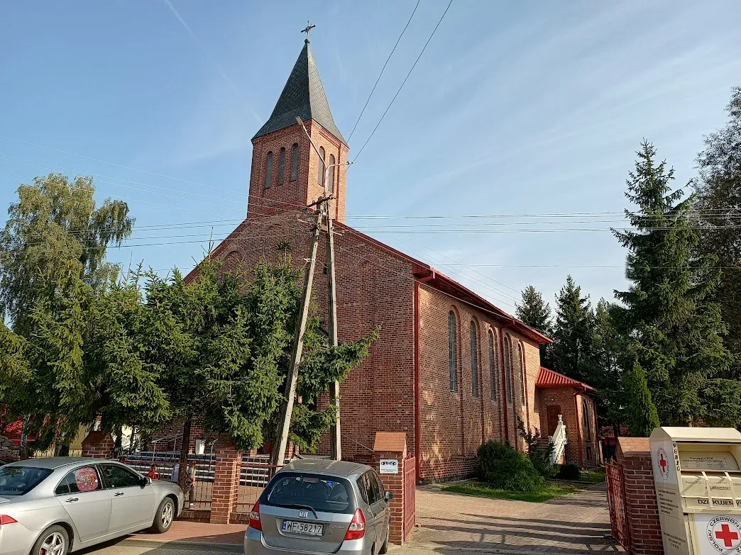 Photo showing: Ogrodniki (gm. Łochów, pow. Węgrów) - kościół Chrystusa Króla