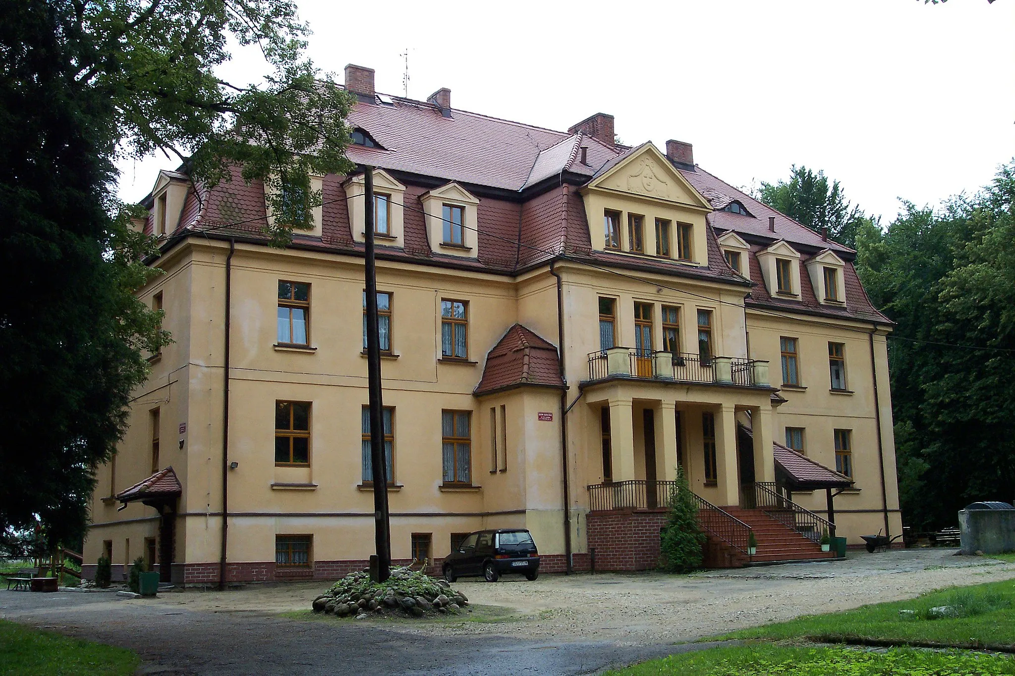 Photo showing: Waisenhaus in Ciasna