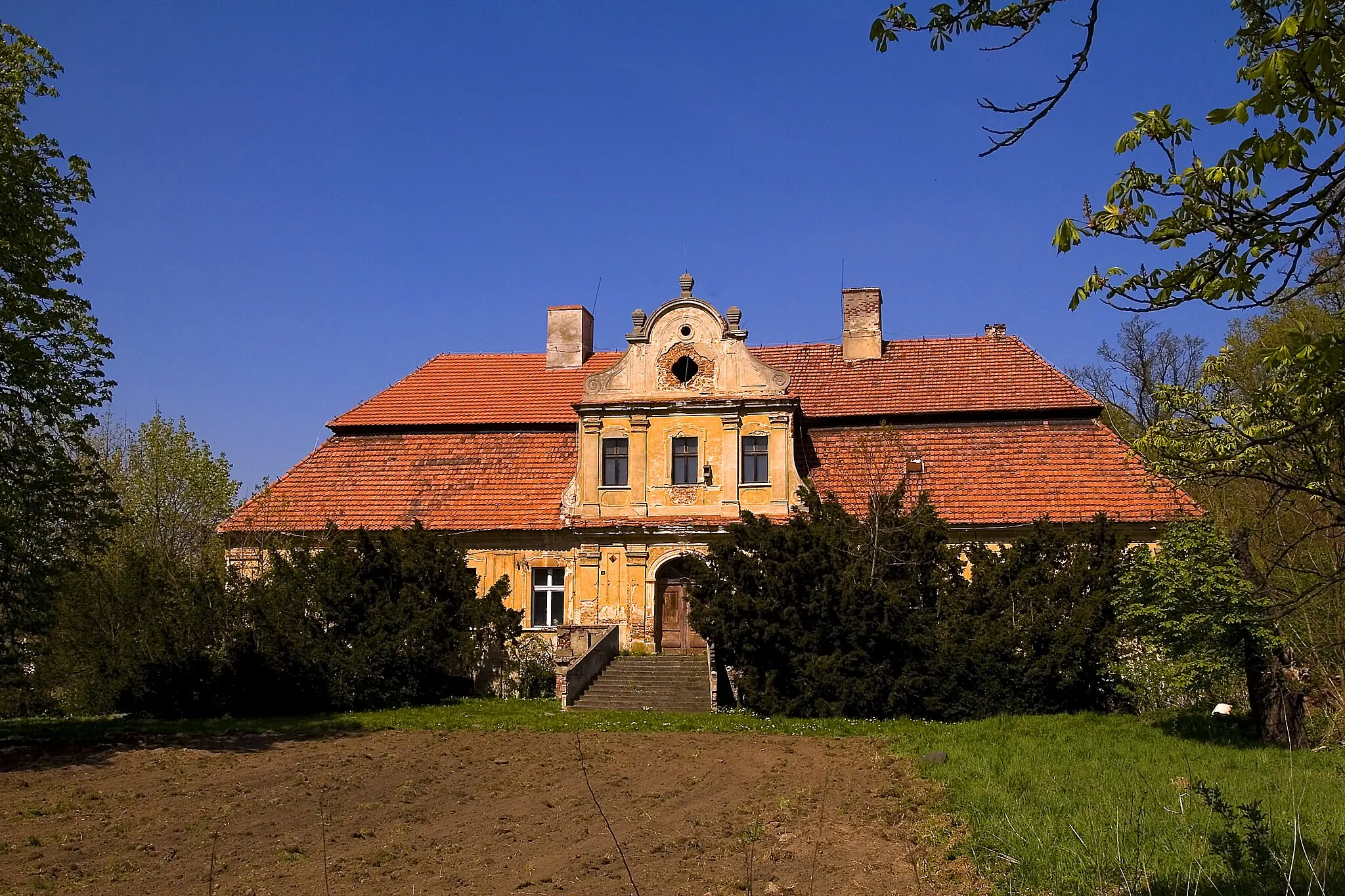 Photo showing: Mikolin - dwór (zabytek nr 178/55 z 15.10.1955)