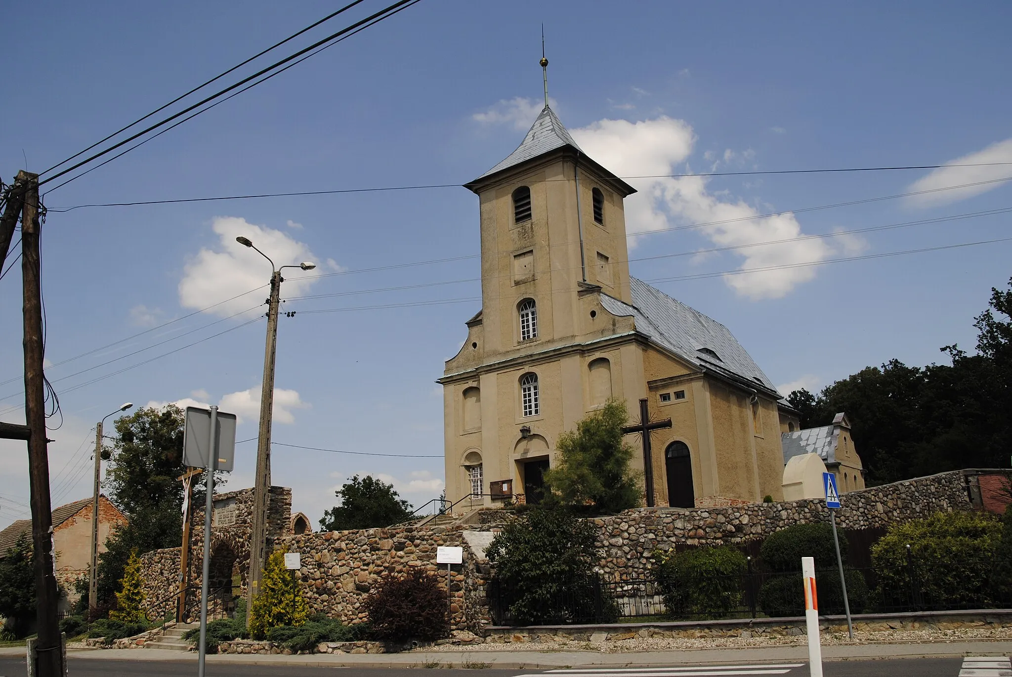 Photo showing: Kirche St. Simon und Judas Thaddäus in Jędrzejów Gmina Grodków (dt. Endersdorf, Grottkau)