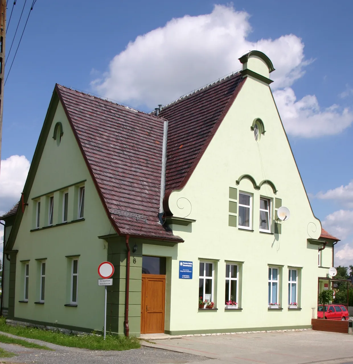 Photo showing: Zielina (dodatkowa nazwa w j. niem. Zellin) – wieś w Polsce położona w województwie opolskim, w powiecie krapkowickim, w gminie Strzeleczki.
