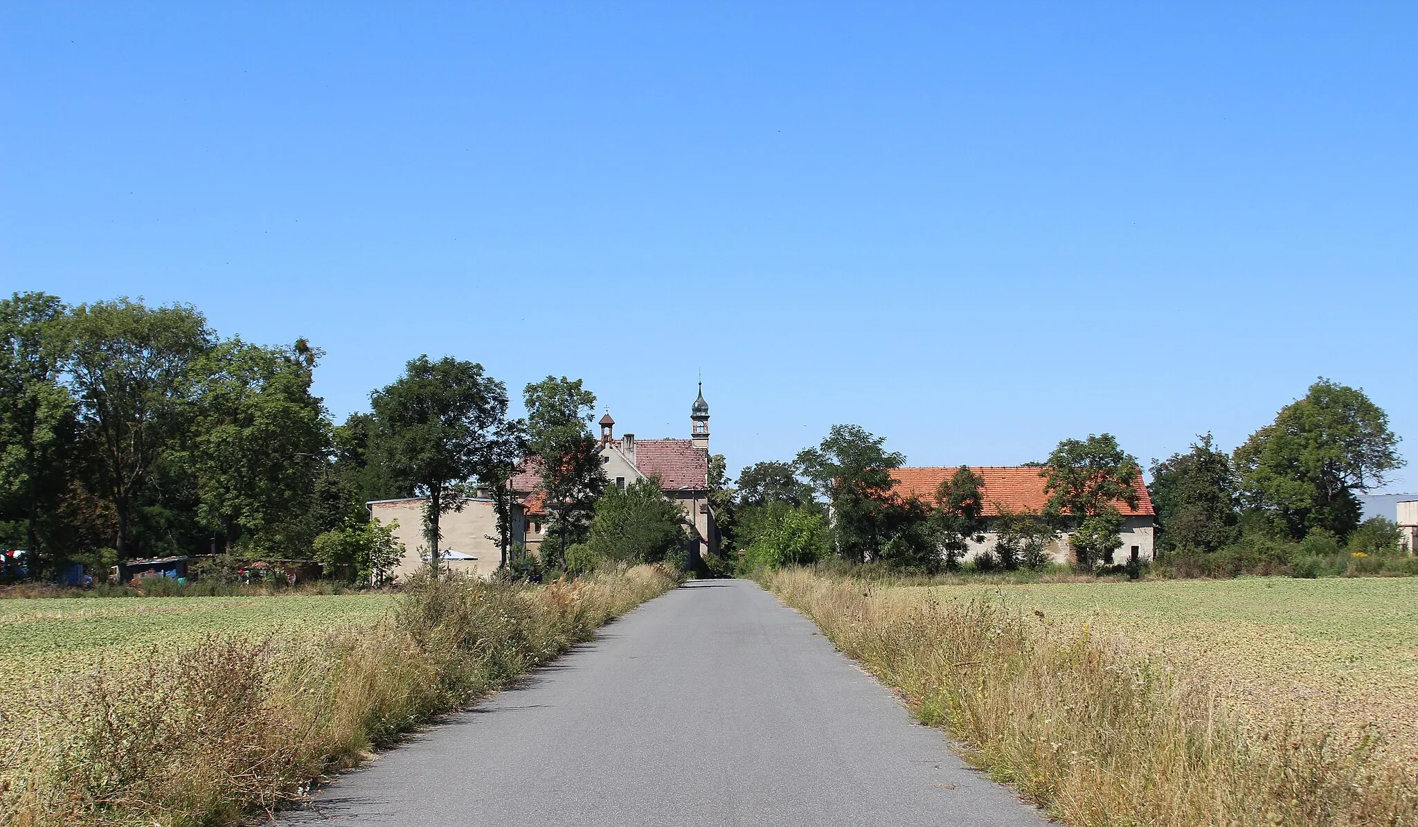 Photo showing: Szadurczyce - wieś w Polsce w województwie opolskim, w powiecie nyskim w gminie Łambinowice.