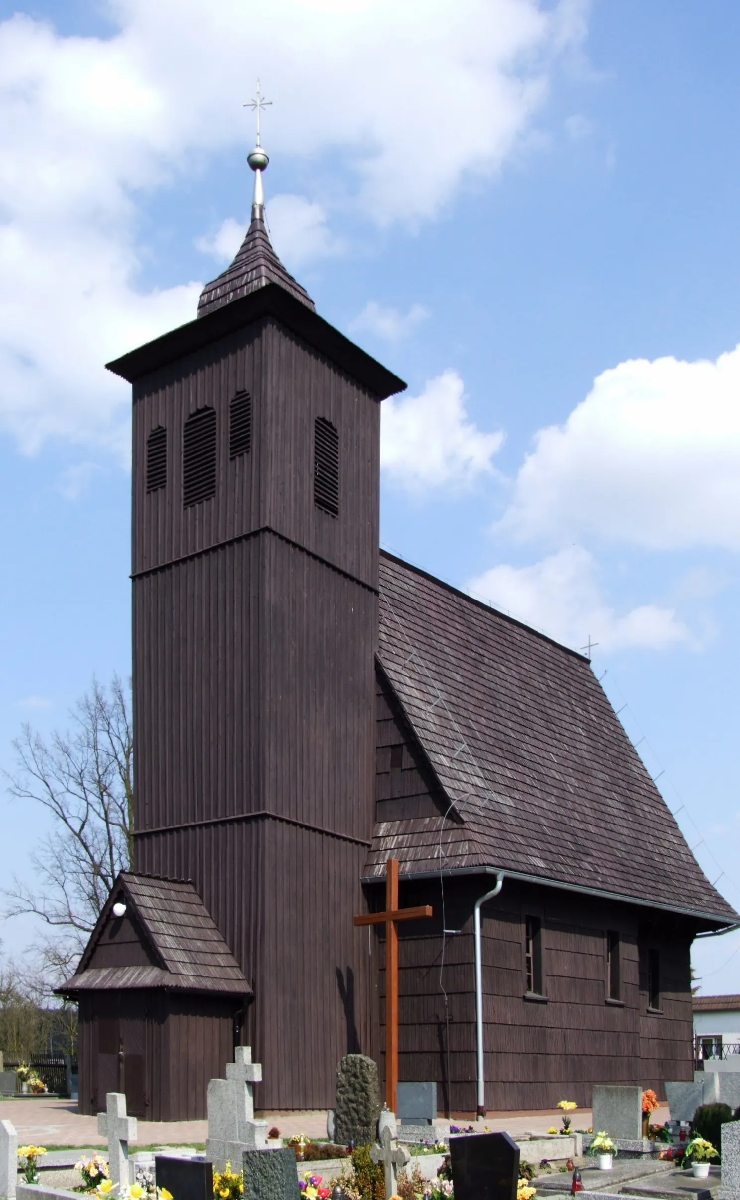 Photo showing: All Saints church in Lasowice Wielkie (Gross Lassowitz), Upper Silesia