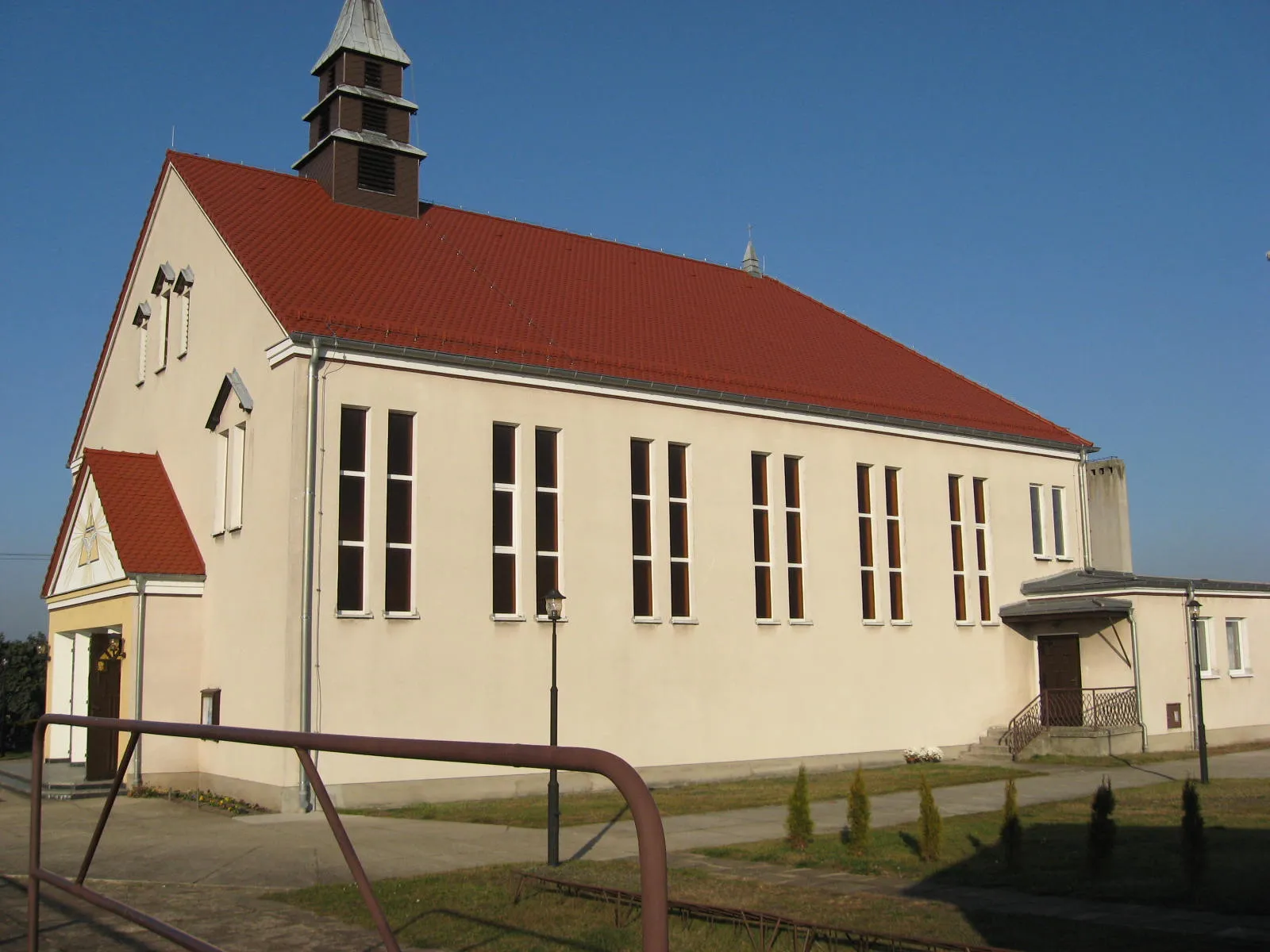 Photo showing: Borkowice - kościół św. Józefa Robotnika